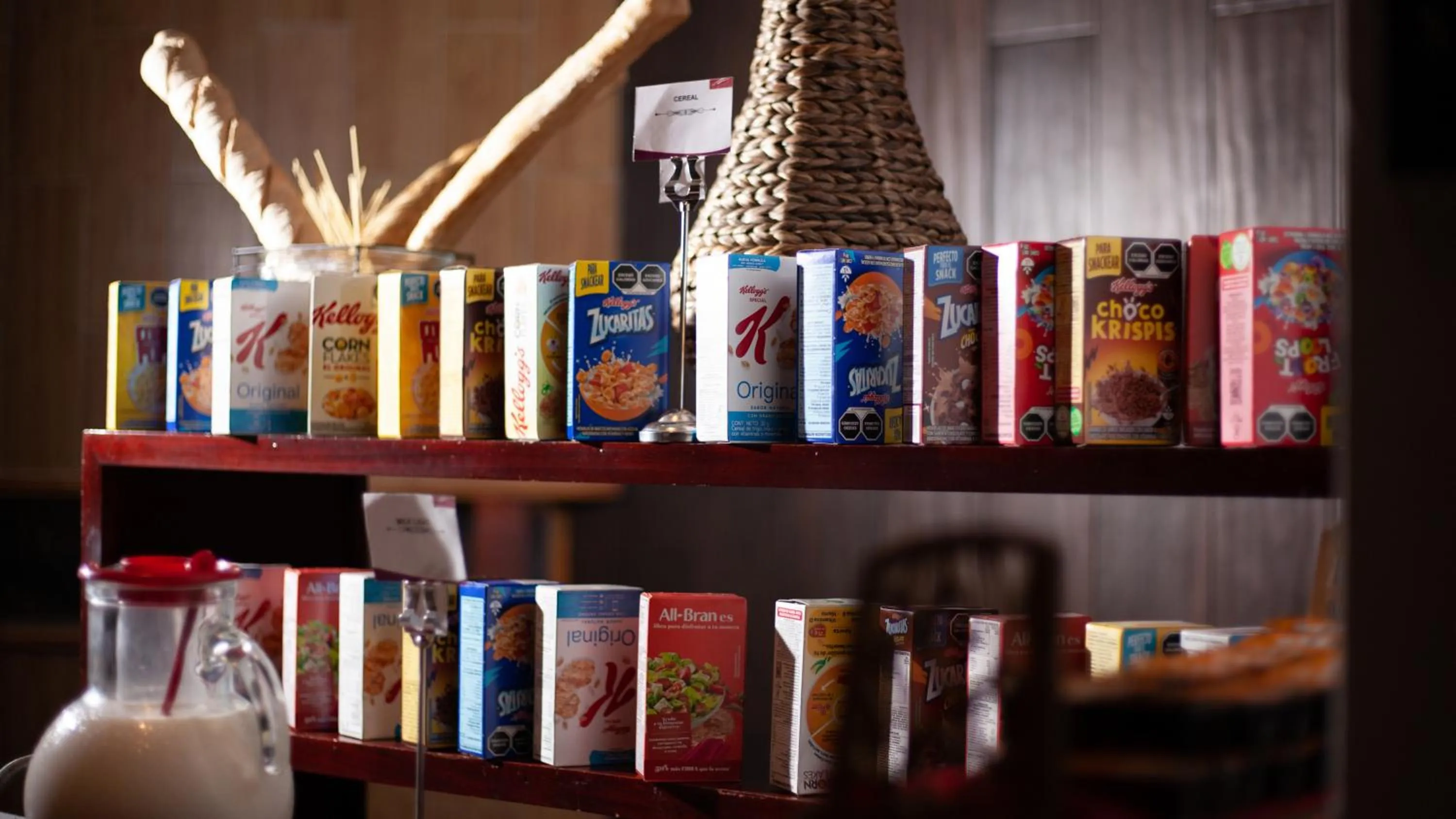 Buffet breakfast in Holiday Inn Tuxpan - Convention Center by IHG