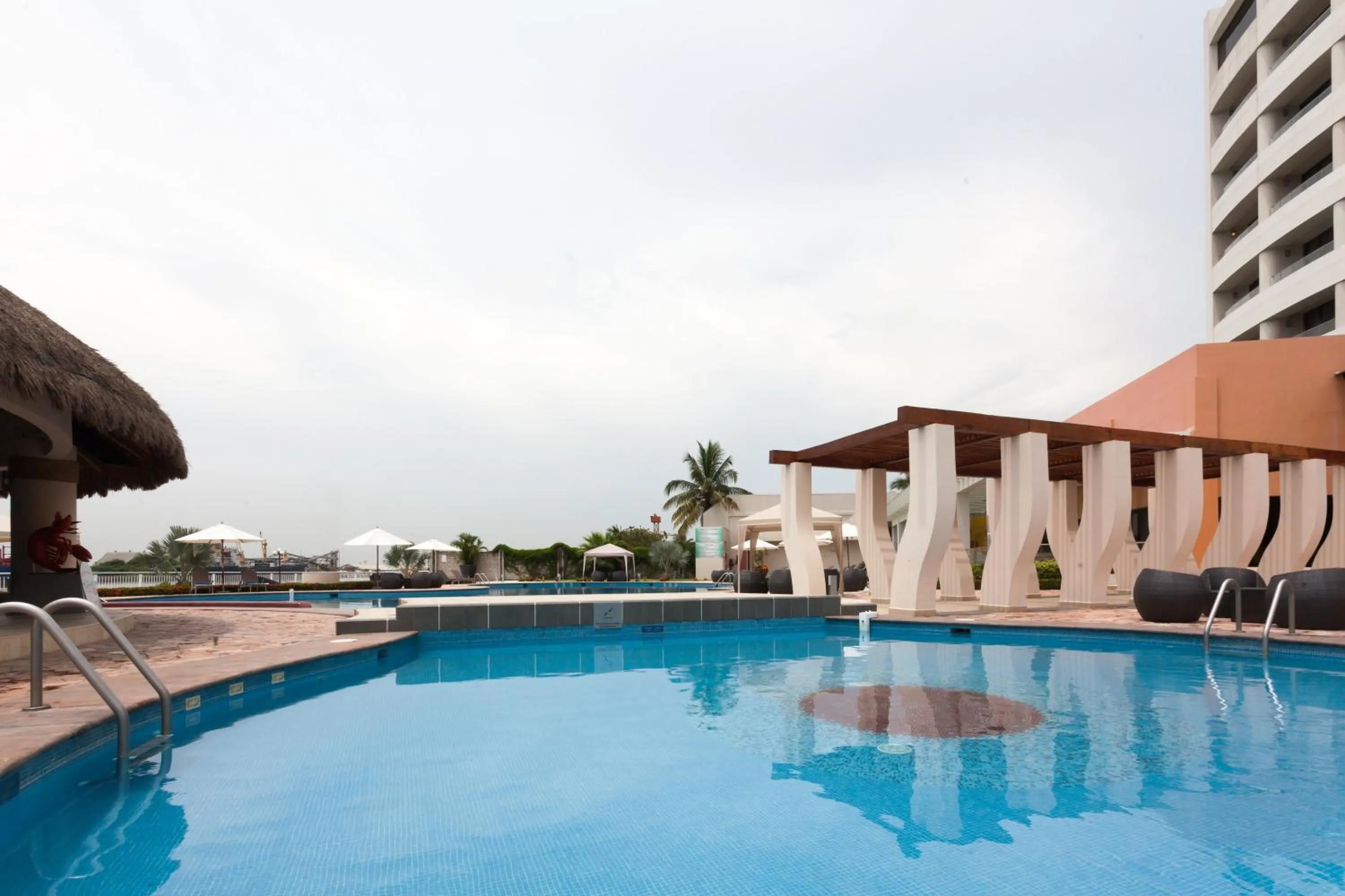 Swimming pool in Holiday Inn Tuxpan - Convention Center by IHG