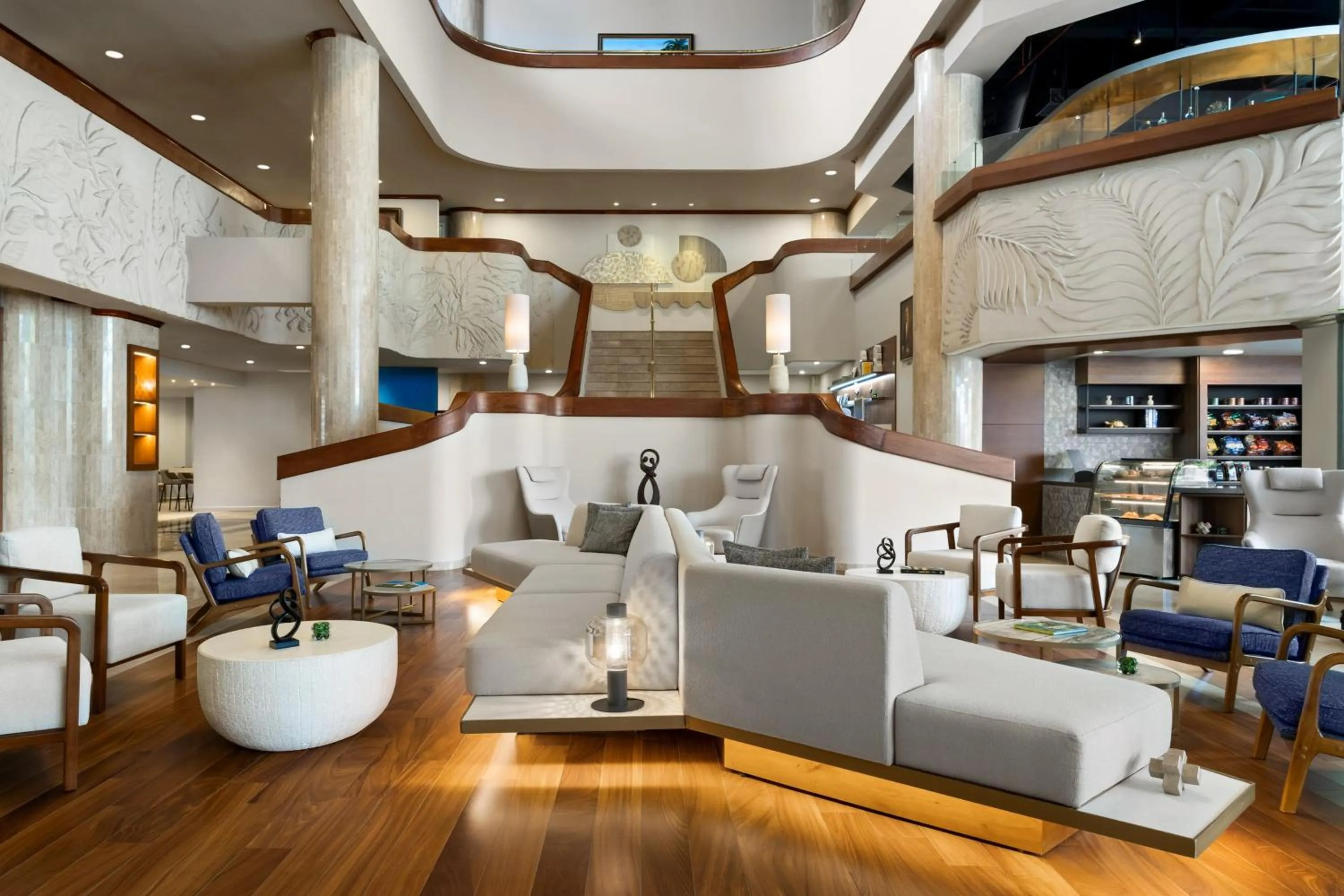 Lobby or reception in Delta Hotels by Marriott San Jose Aurola