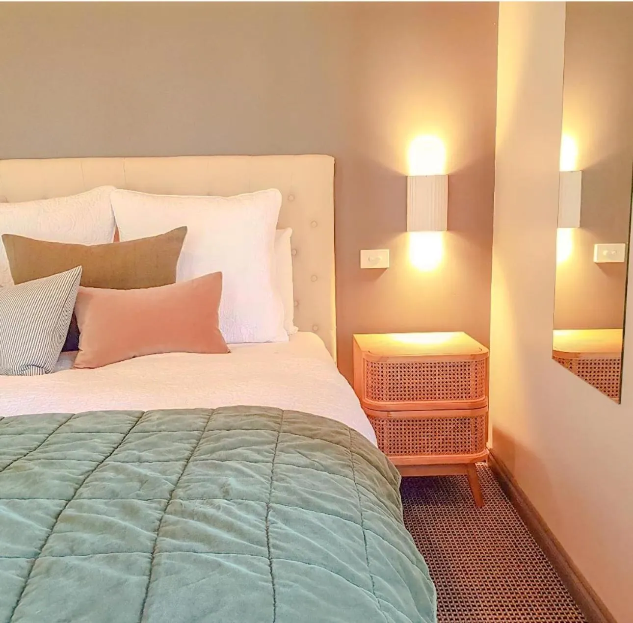 Bed in Clonmara Country House and Cottages