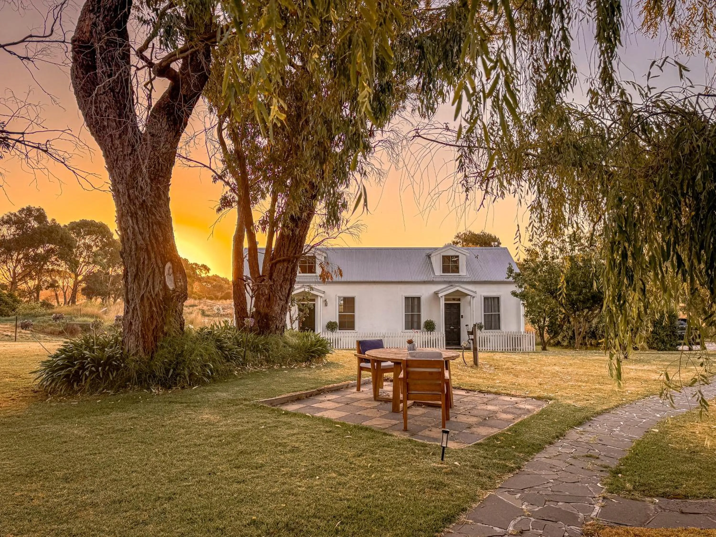 Clonmara Country House and Cottages