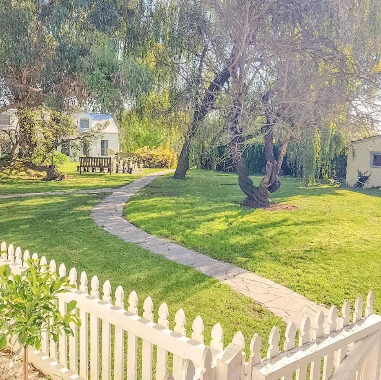 Clonmara Country House and Cottages