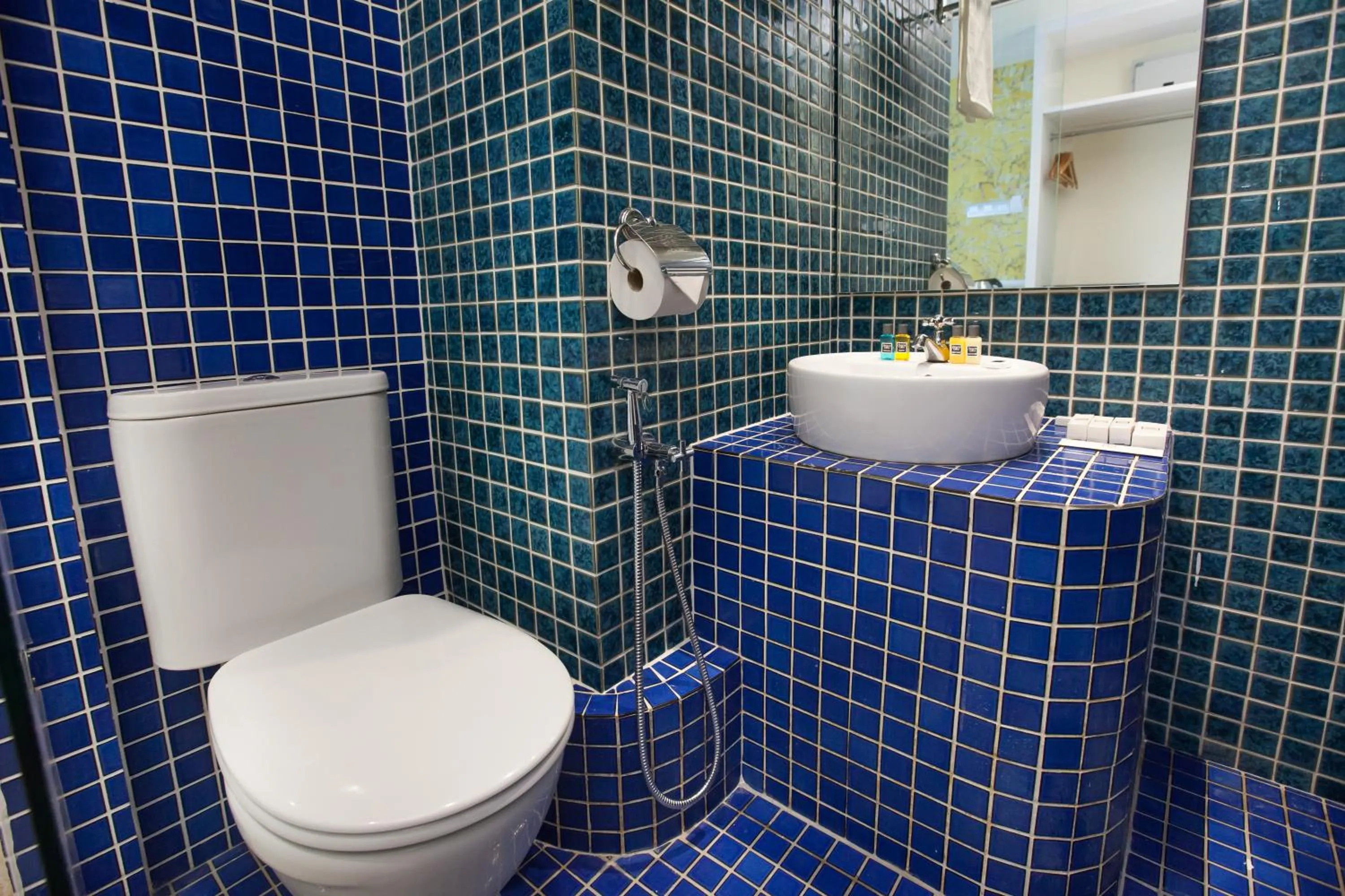 Bathroom in Apple Heritage Hotel