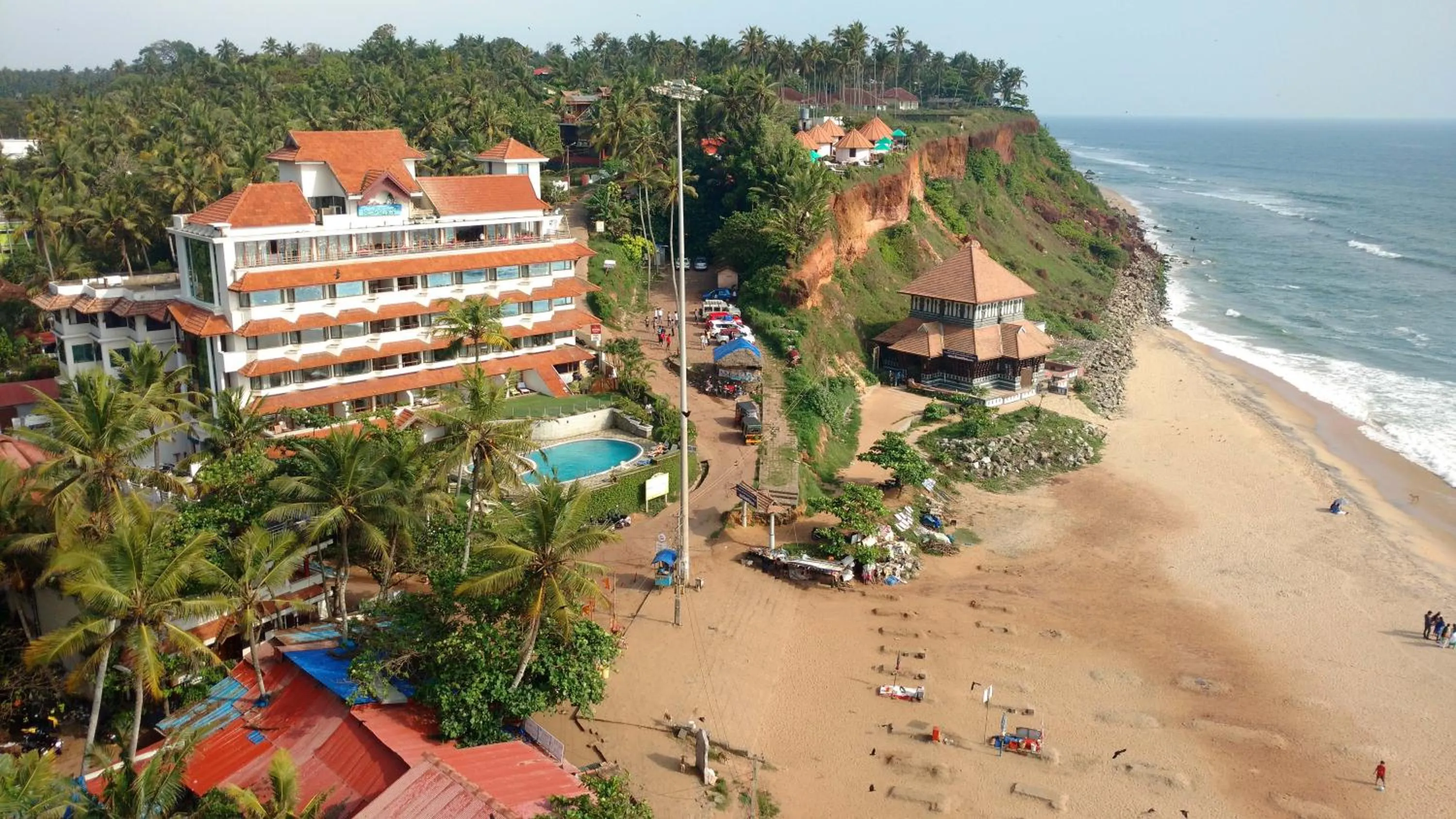 Bird's eye view, Bird's-eye View in Hindustan Beach Retreat