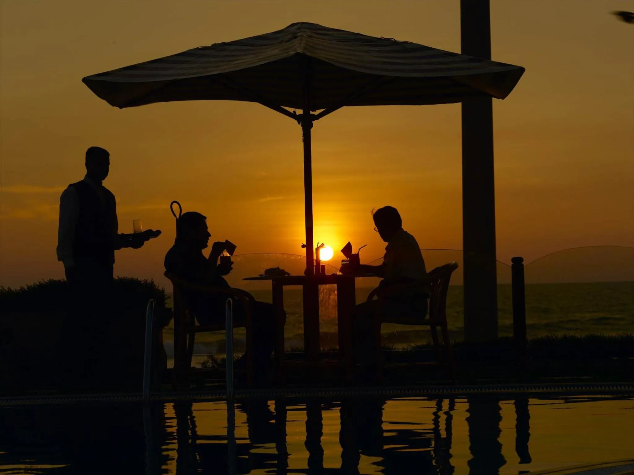 Sunset in Hindustan Beach Retreat