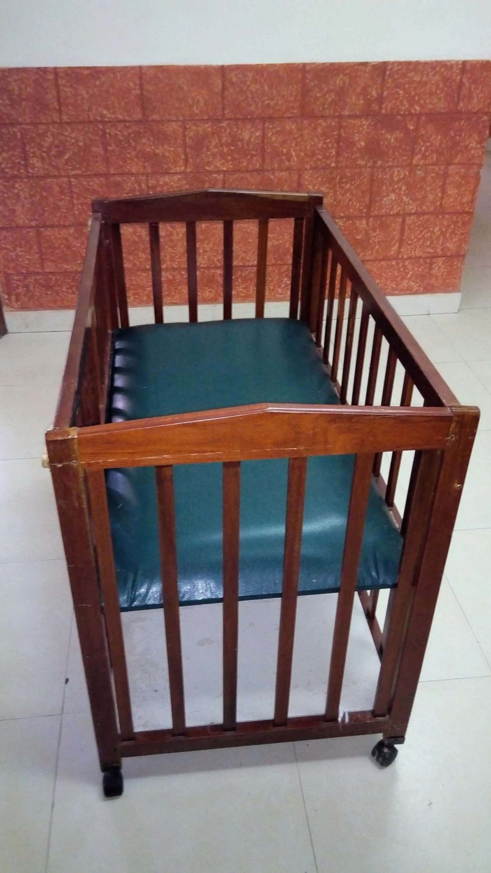 Bed, Balcony/Terrace in Hindustan Beach Retreat