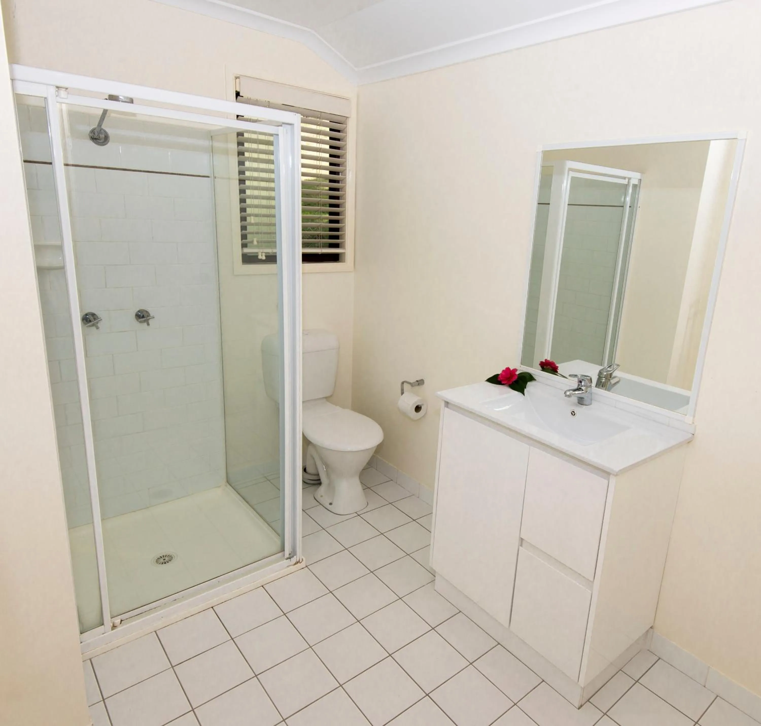 Bathroom in The Palms At Avoca