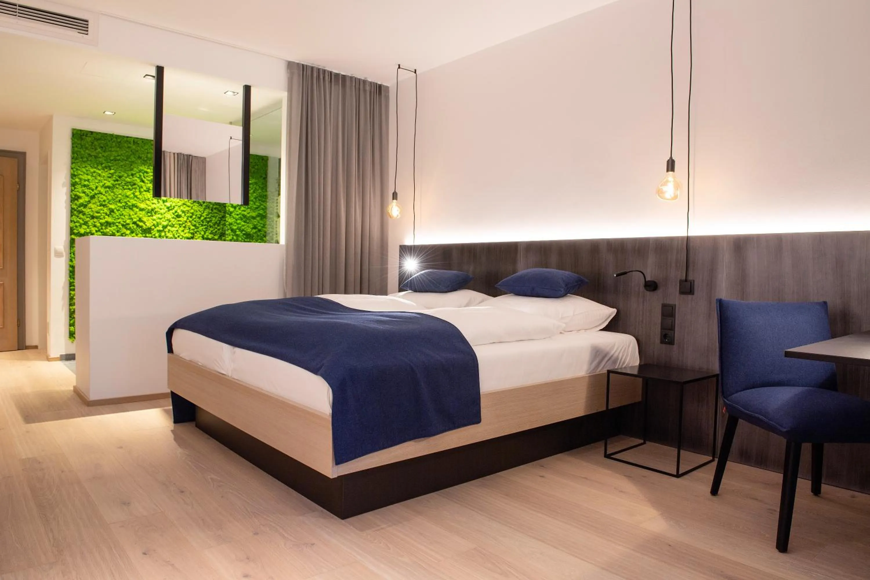 Bed in Langwies Genussherberge