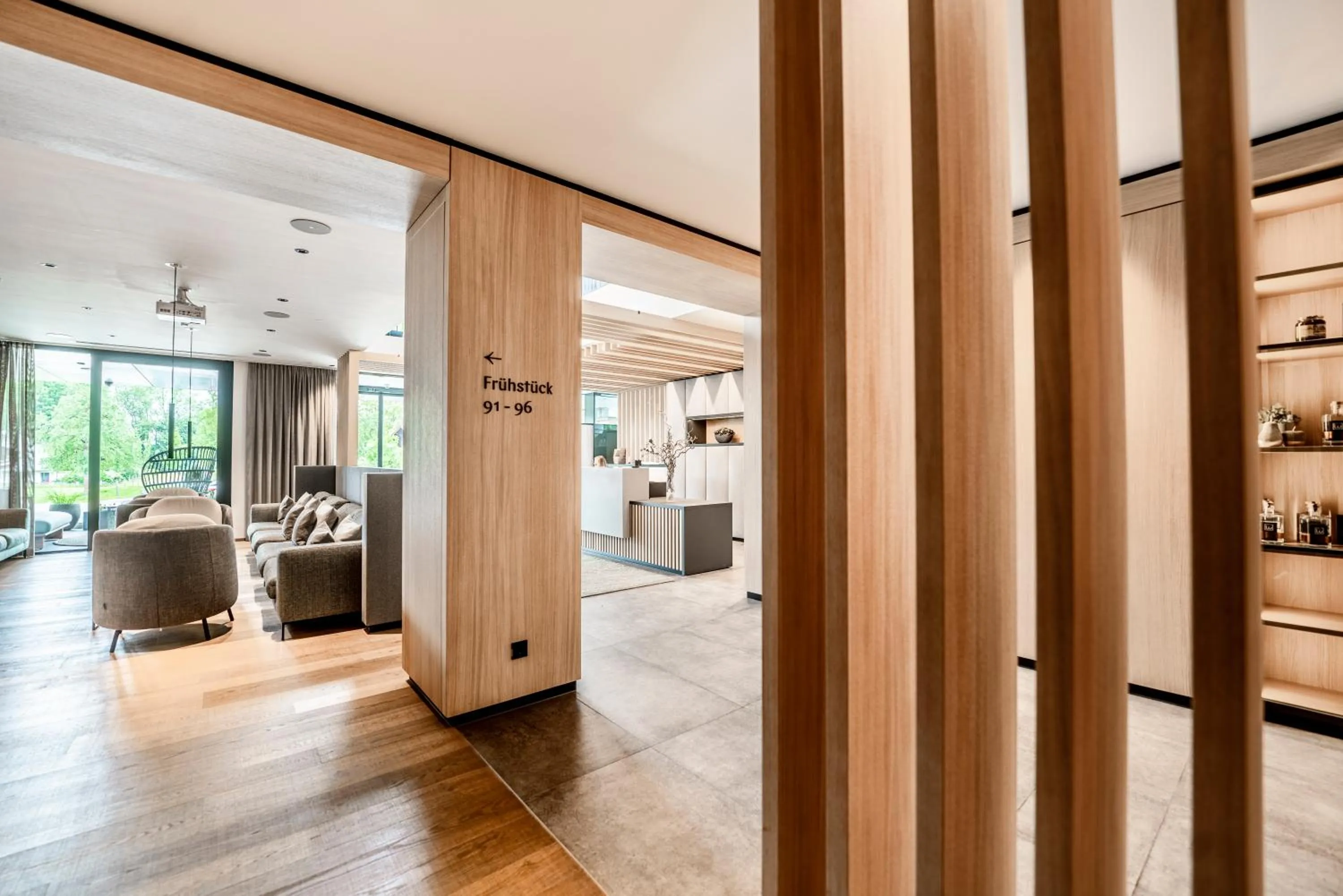 Decorative detail in Langwies Genussherberge