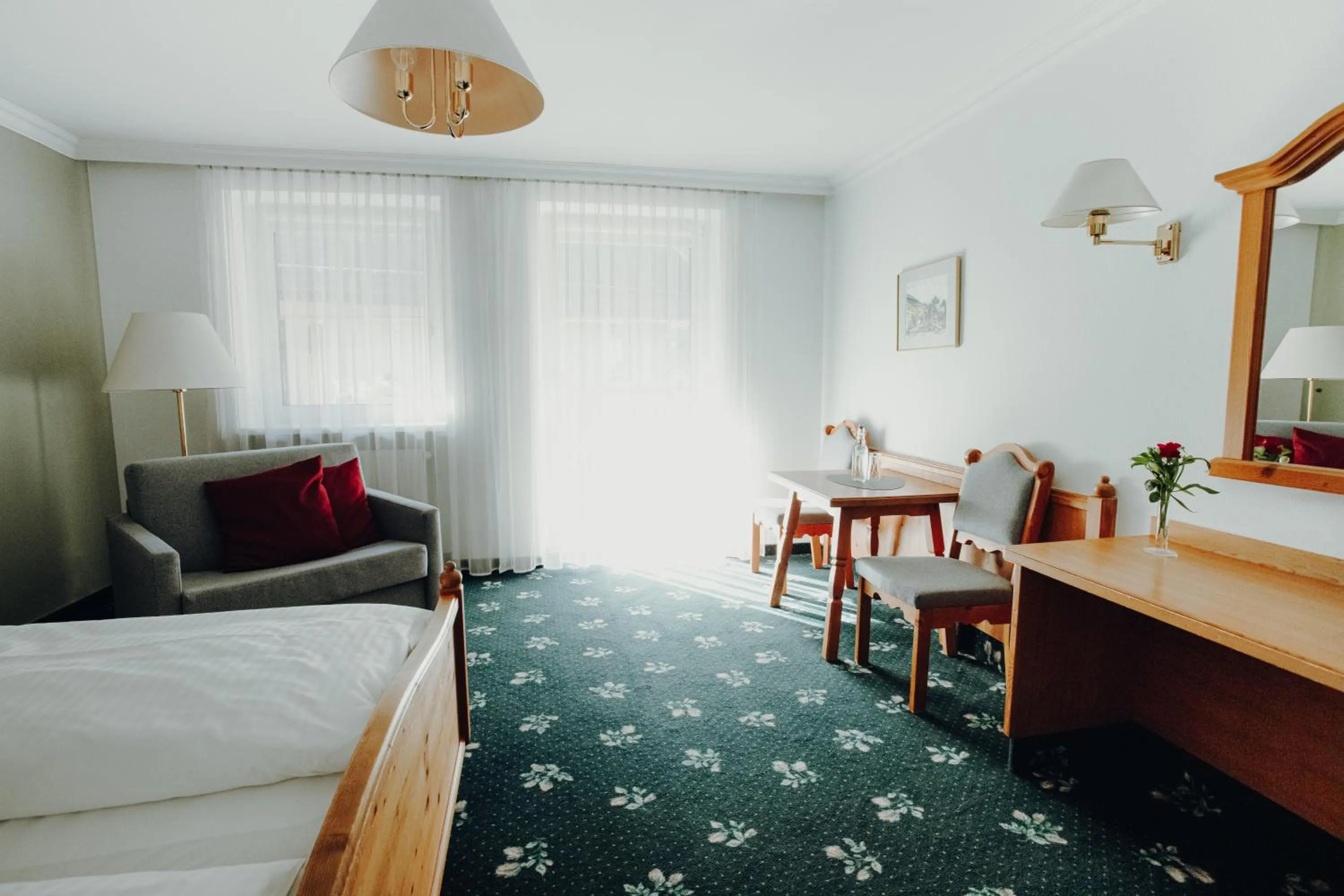 Photo of the whole room, Bed in Langwies Genussherberge