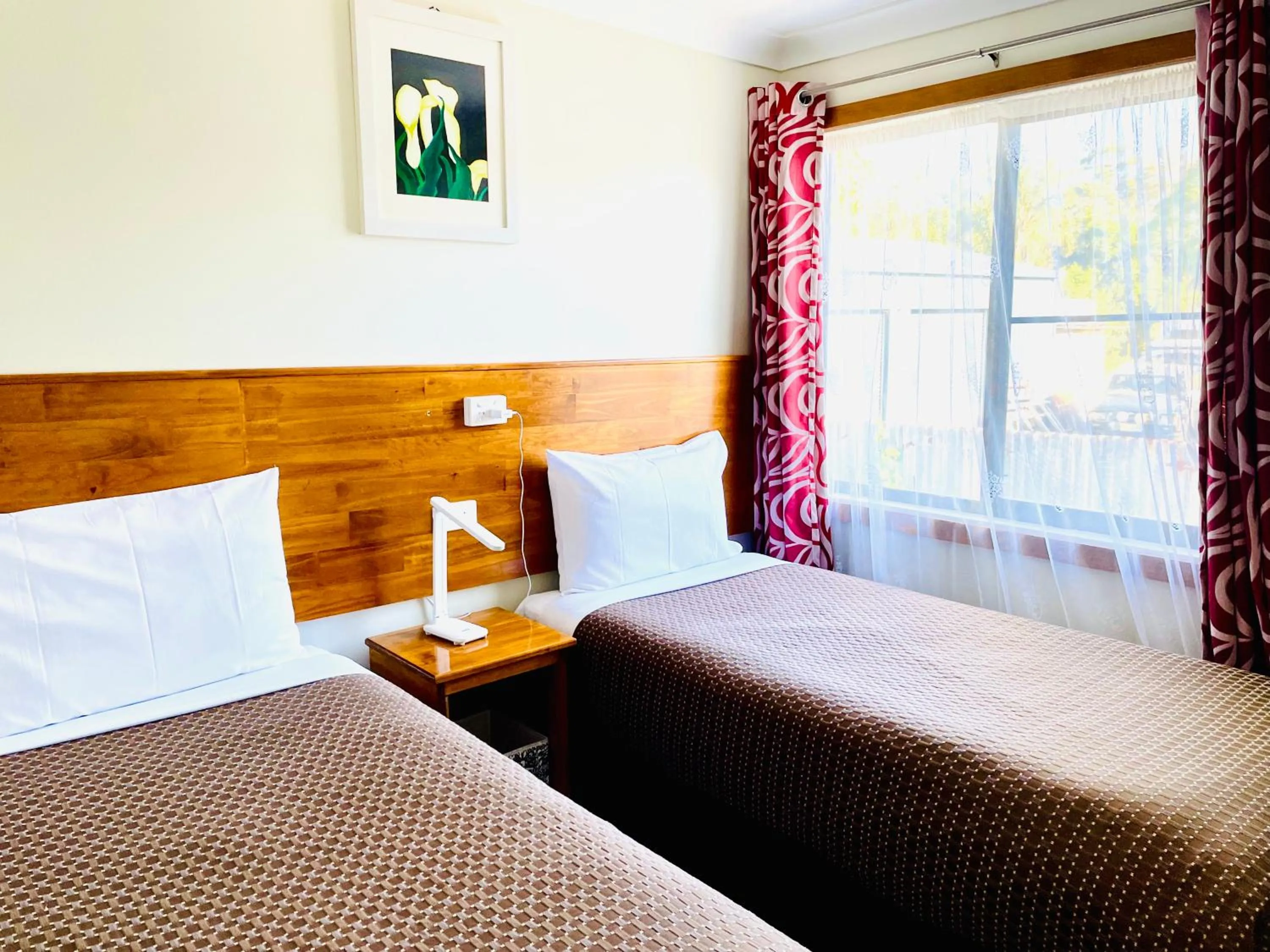 Bed in Highway Motor Inn Taree