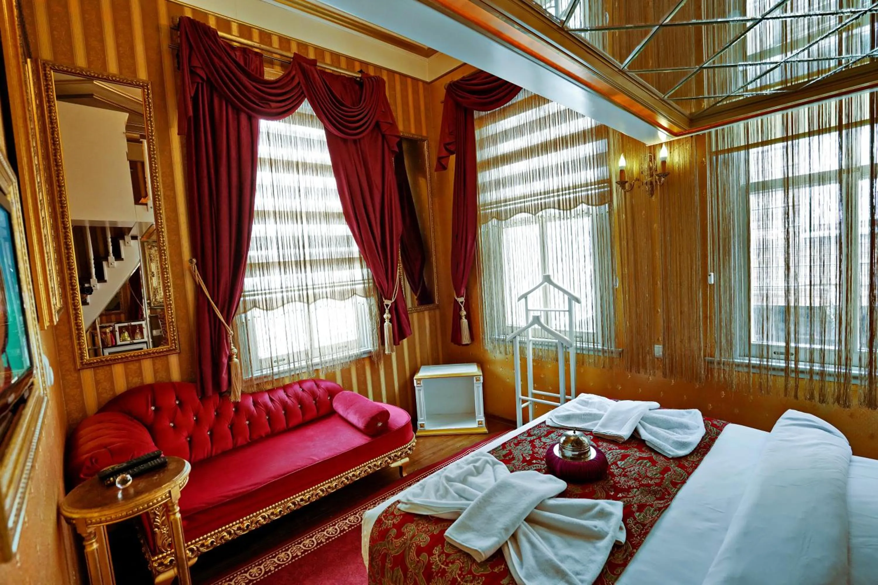 Decorative detail, Bed in Sultan Tughra Hotel
