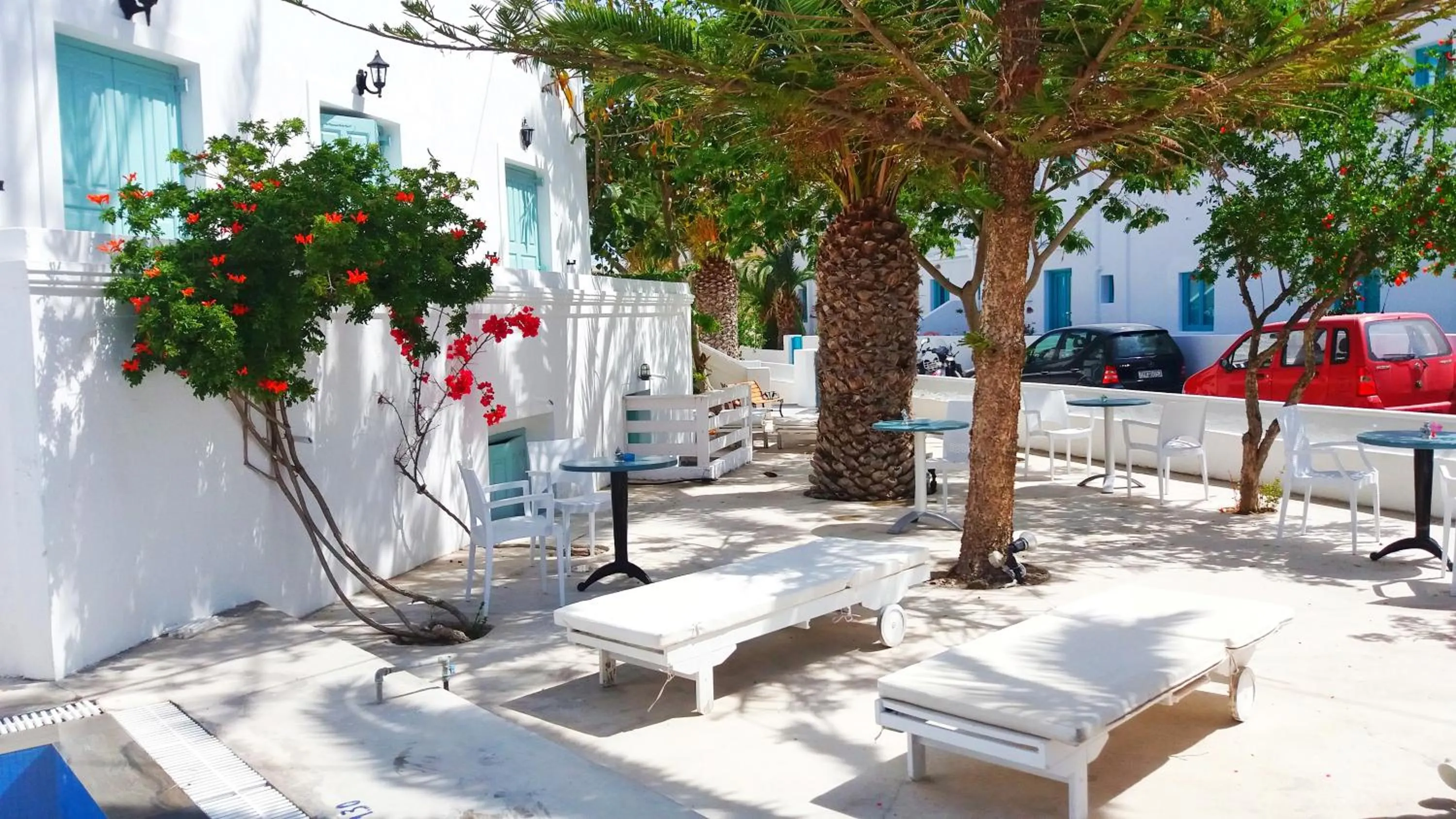 Garden in Kymata Hotel