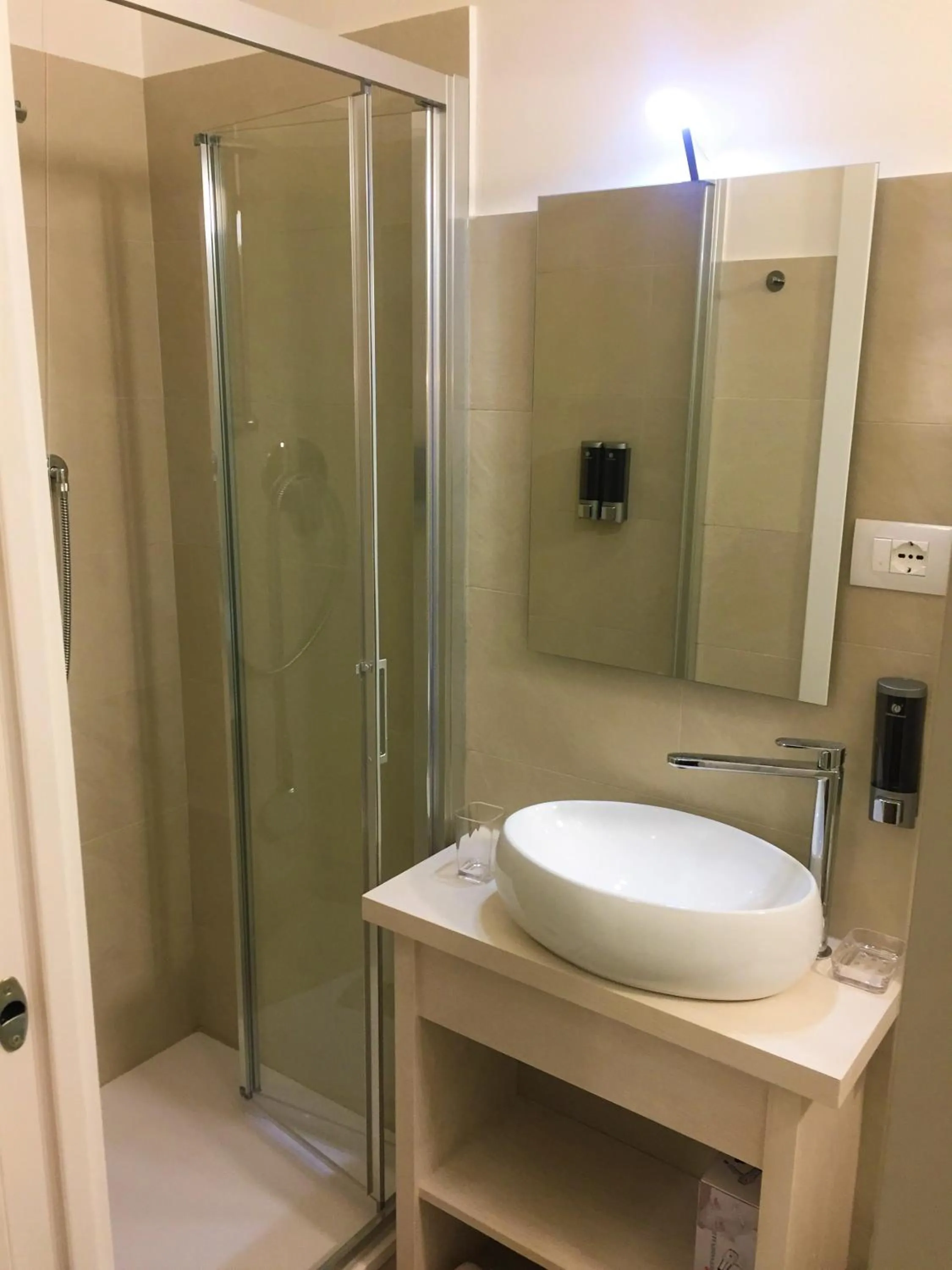 Shower in B&B L'arte è di casa