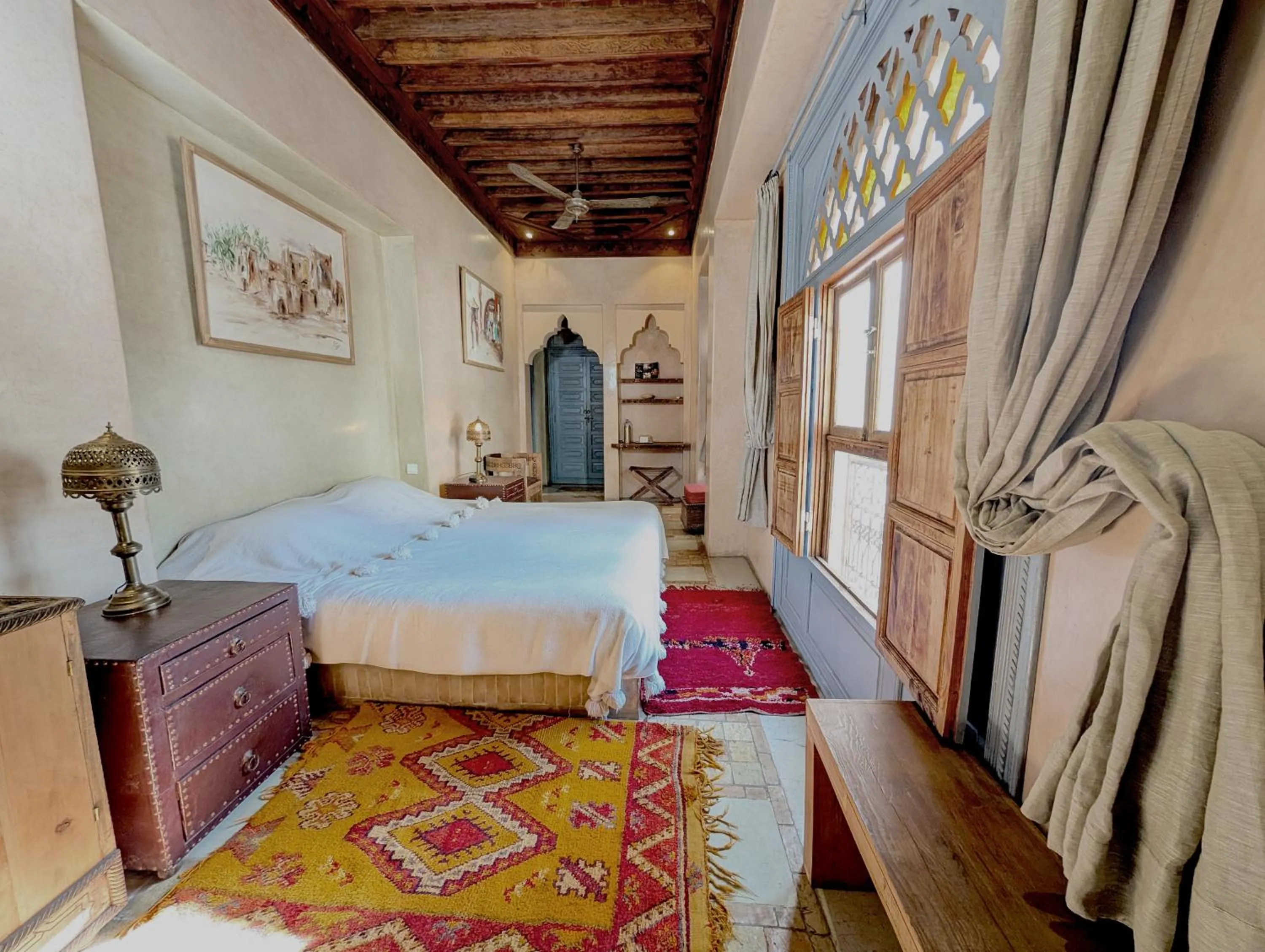 Bed in Riad Slitine & Spa