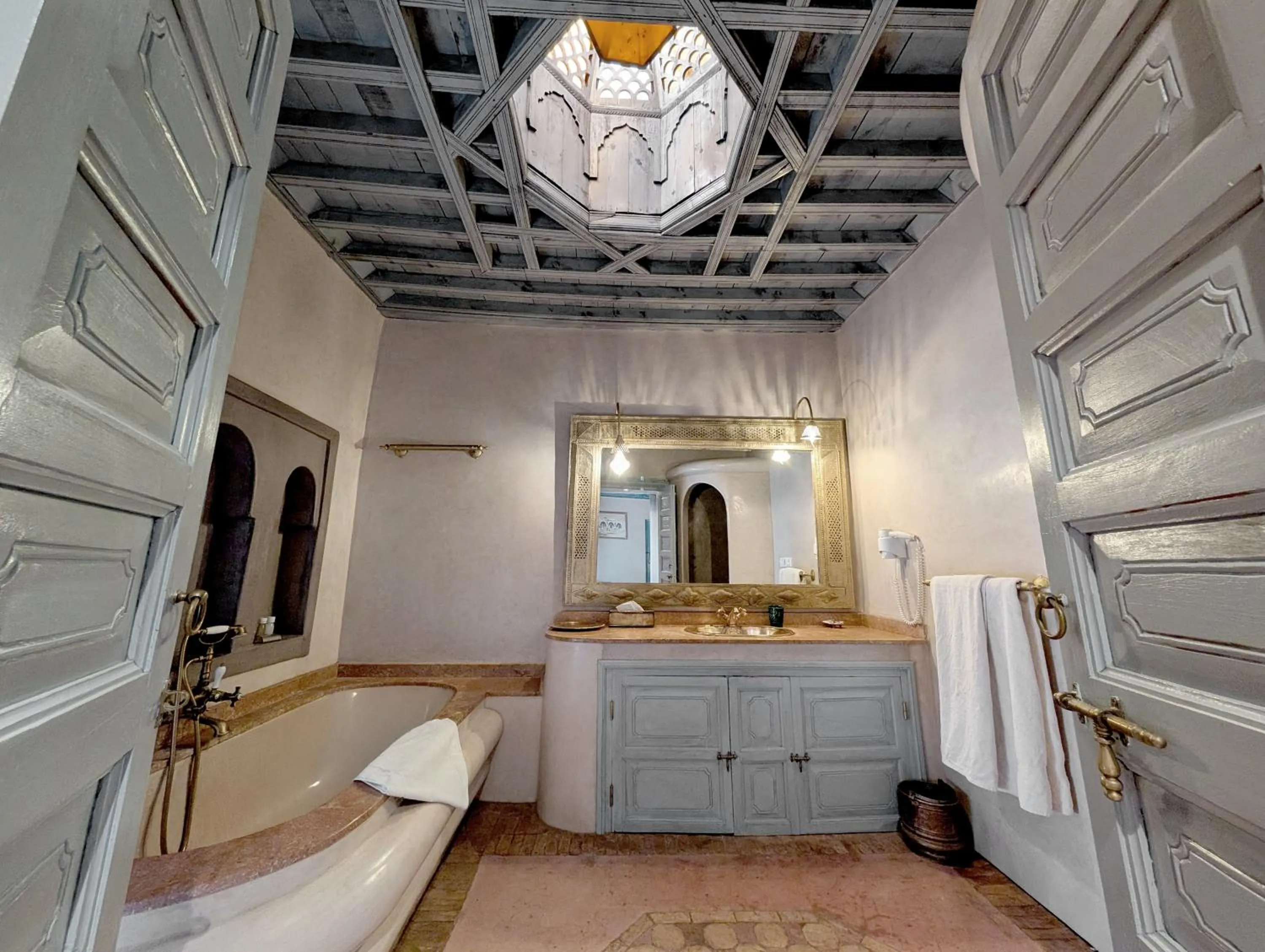 Bathroom in Riad Slitine & Spa