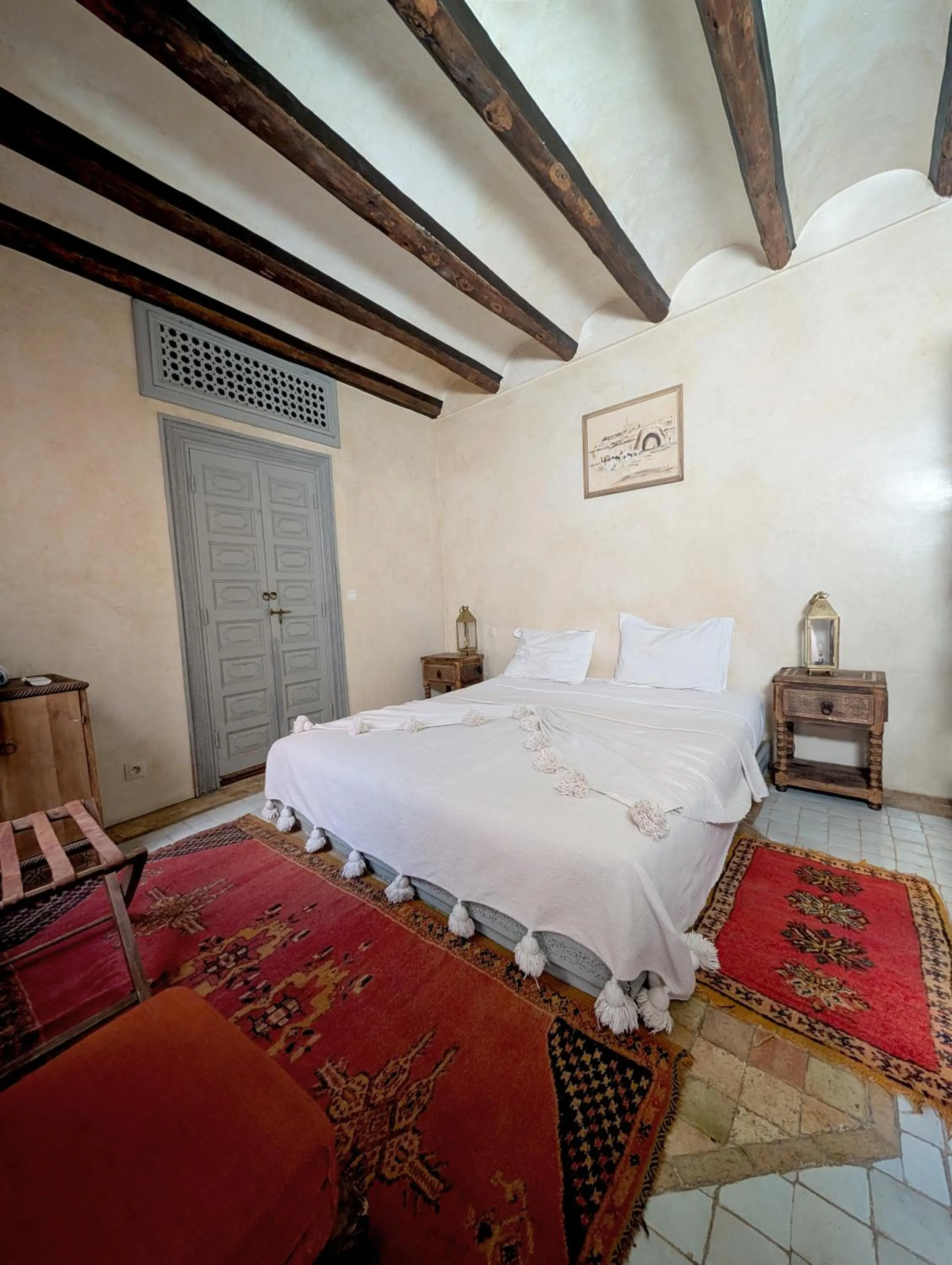 Bed in Riad Slitine & Spa