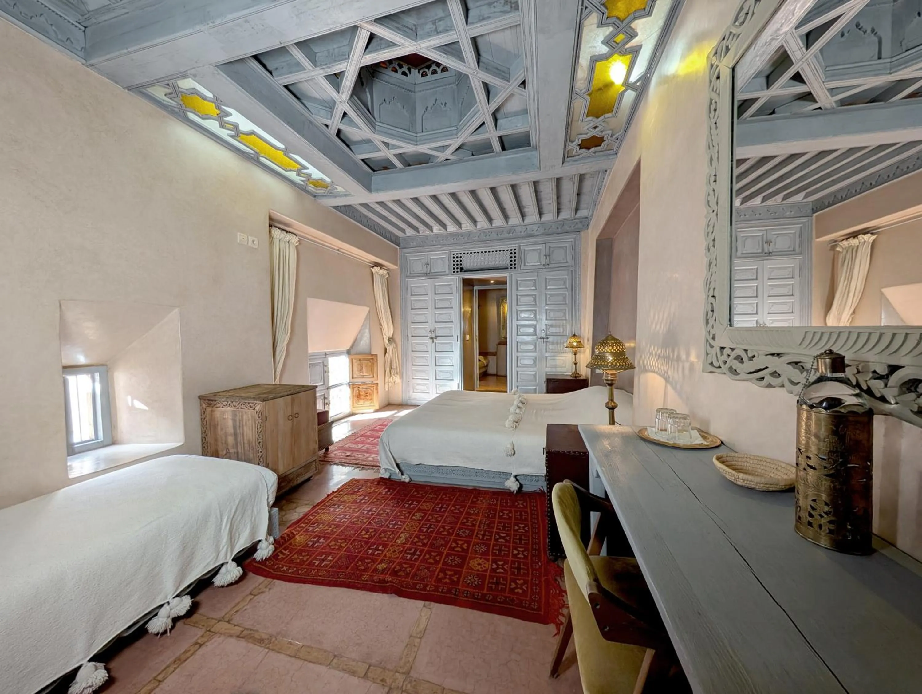 Bed in Riad Slitine & Spa