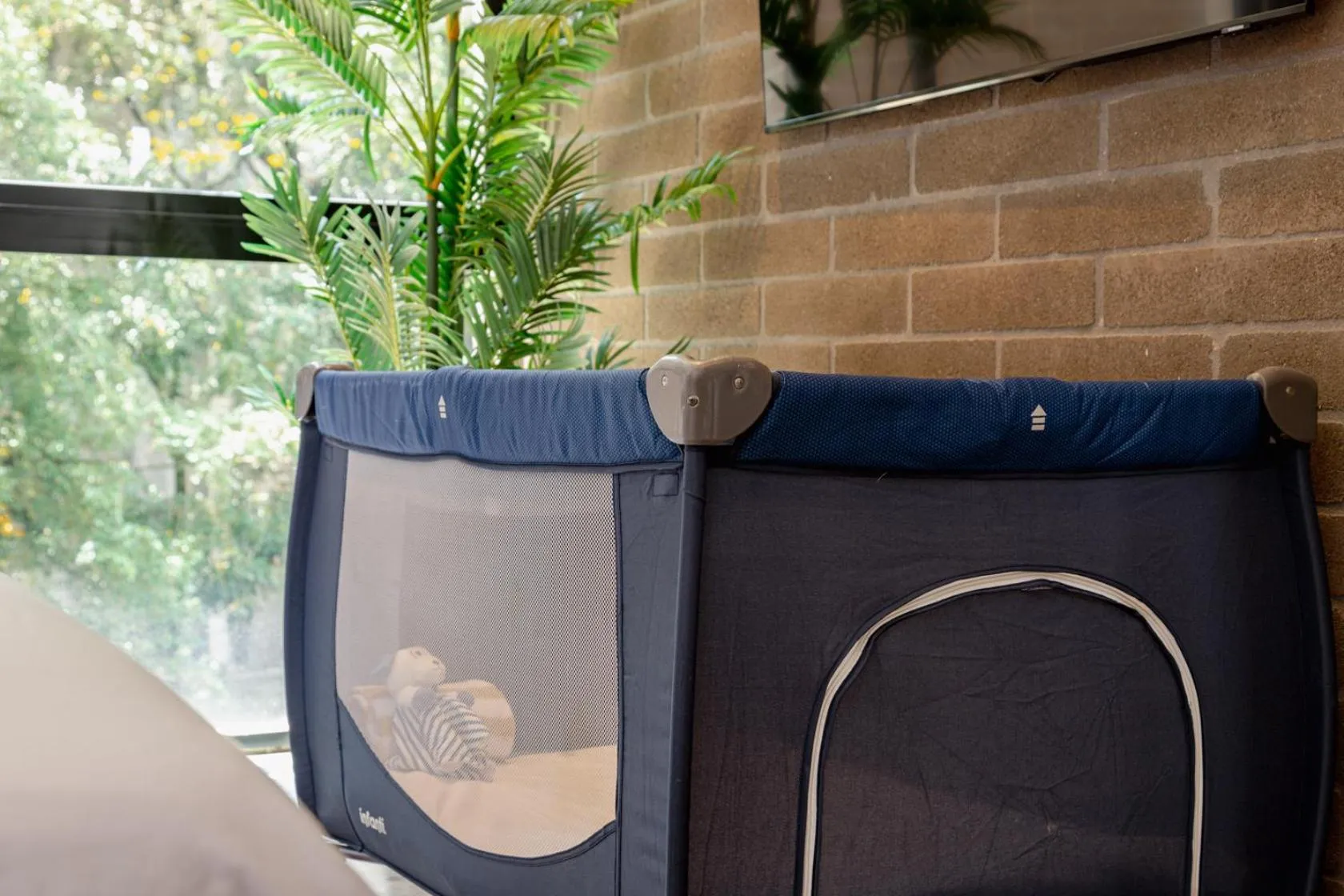 cot in Loma Verde Aparthotel