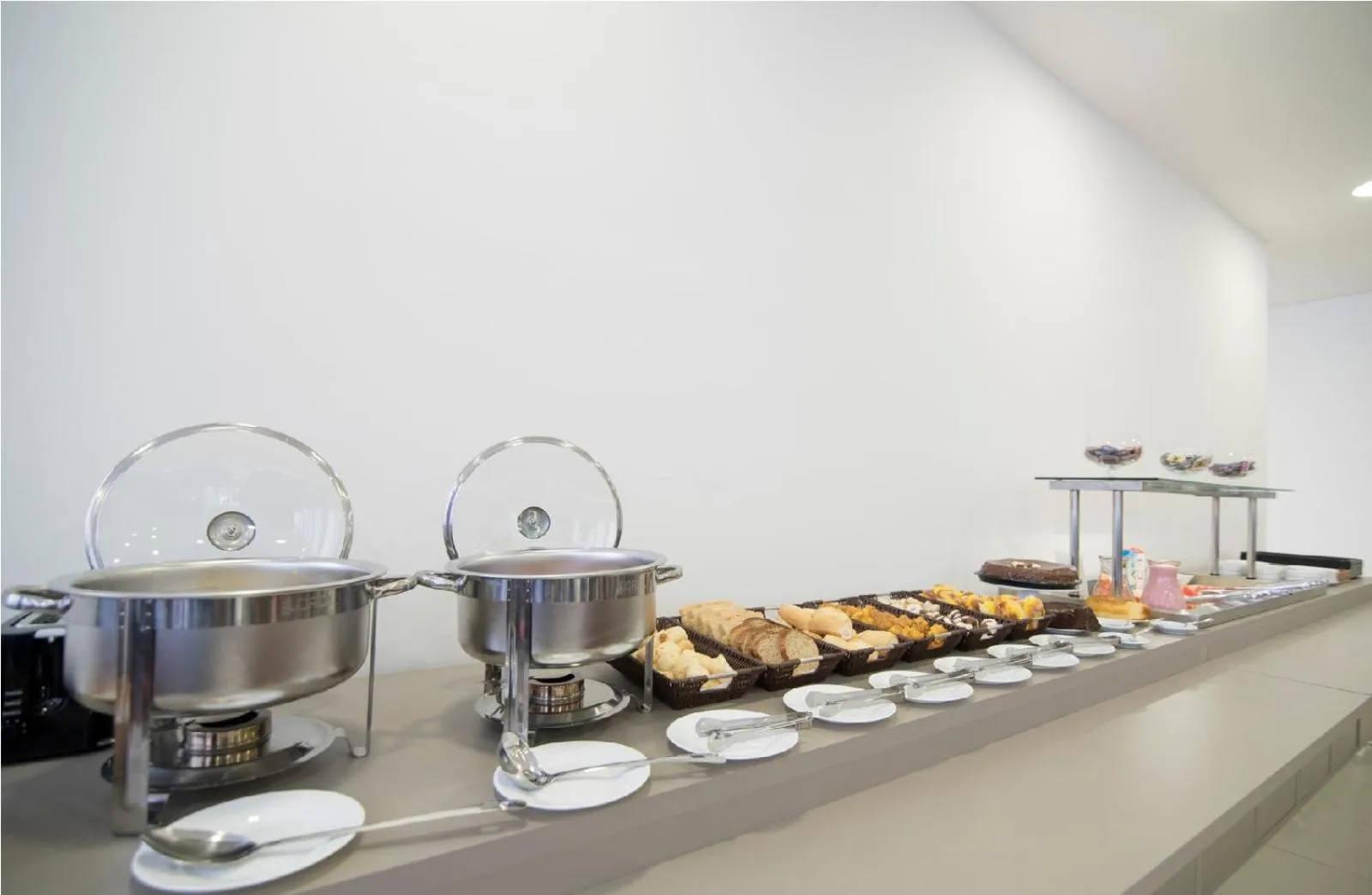 Buffet breakfast in Hotel H2 Congonhas