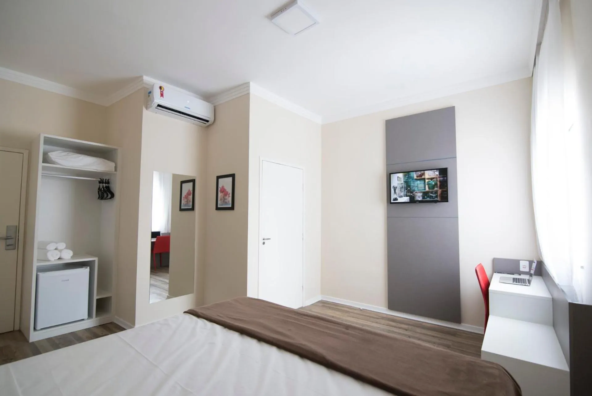 Photo of the whole room, Bed in Hotel H2 Congonhas