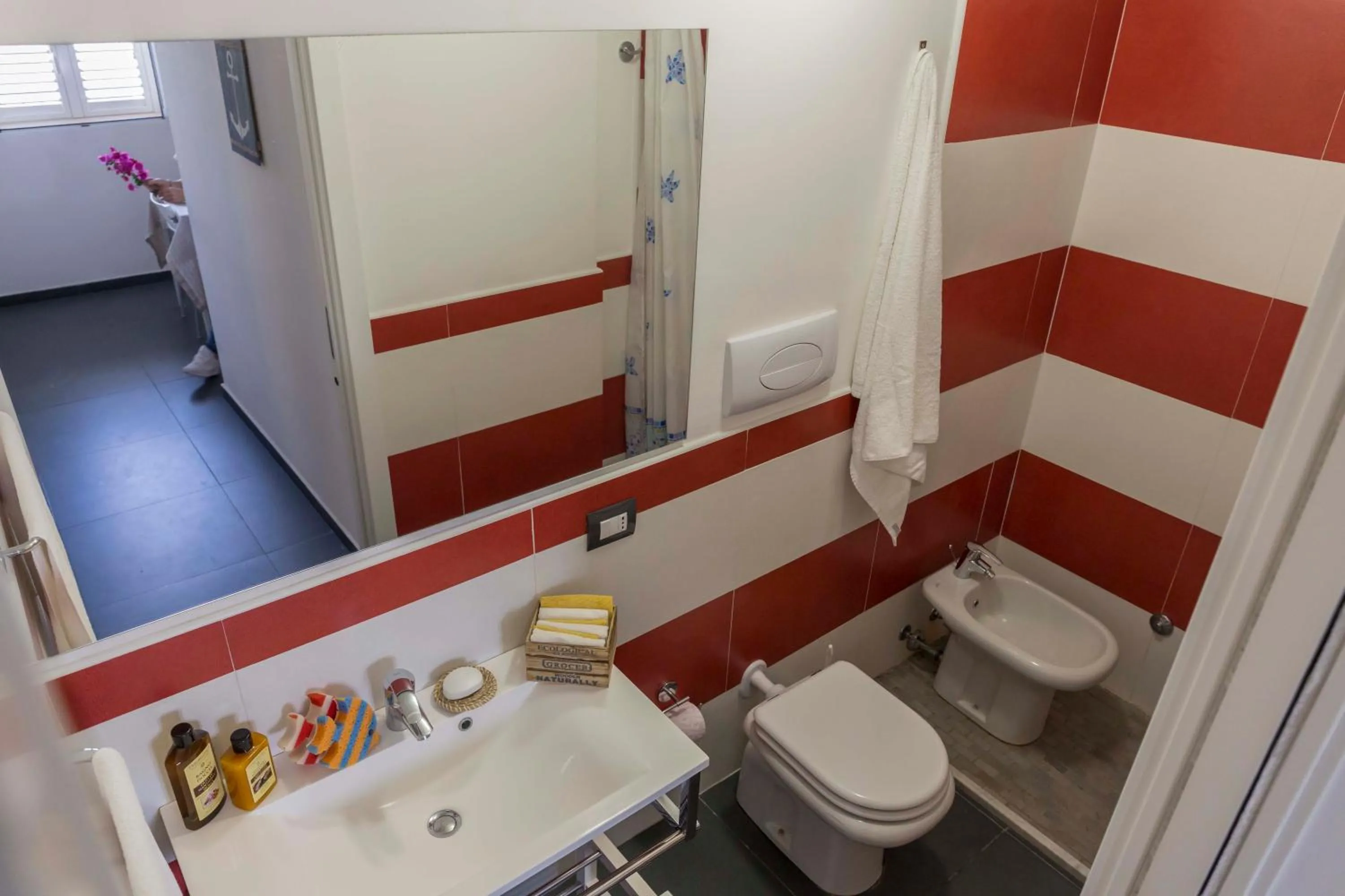 Bathroom in Mareinsicilia Cannamara Appartamenti
