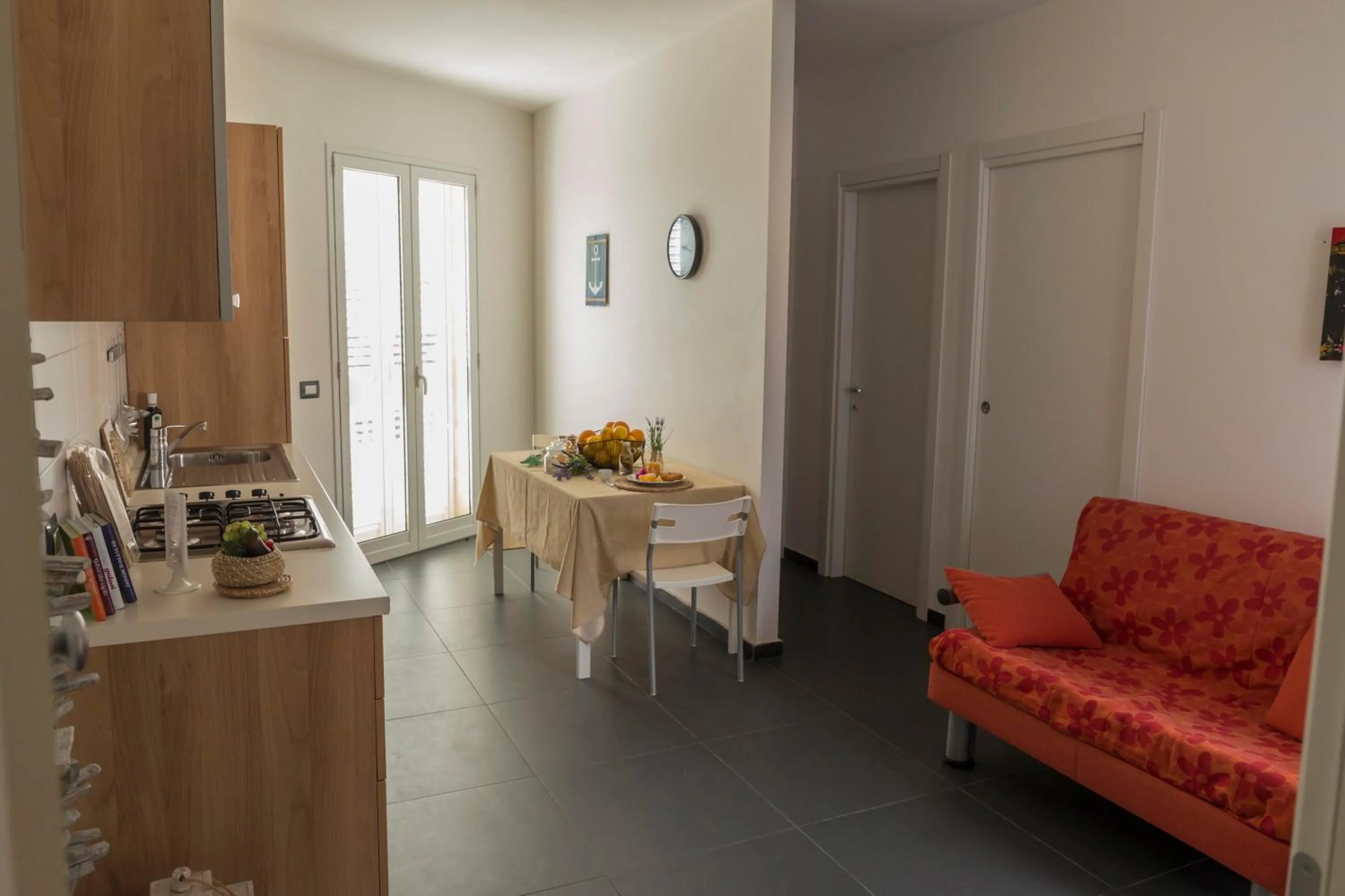 Kitchen or kitchenette in Mareinsicilia Cannamara Appartamenti