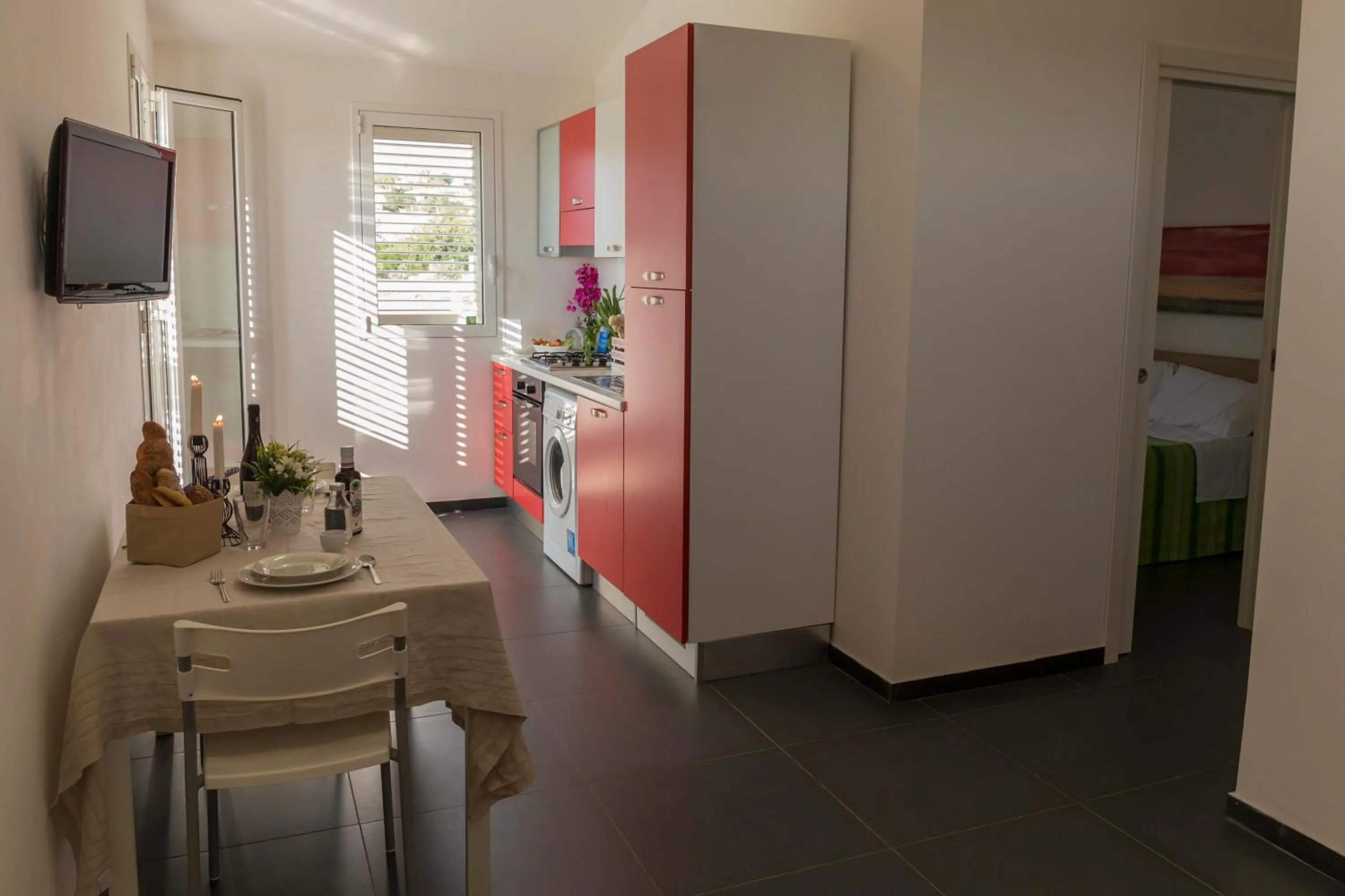 Kitchen or kitchenette in Mareinsicilia Cannamara Appartamenti