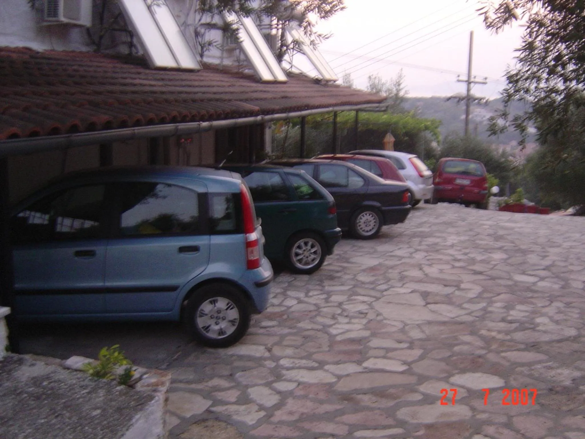 Facade/entrance in Fatiras Studios