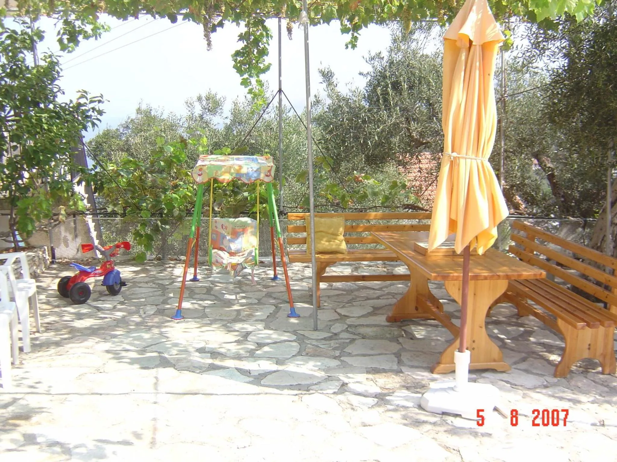 Patio in Fatiras Studios