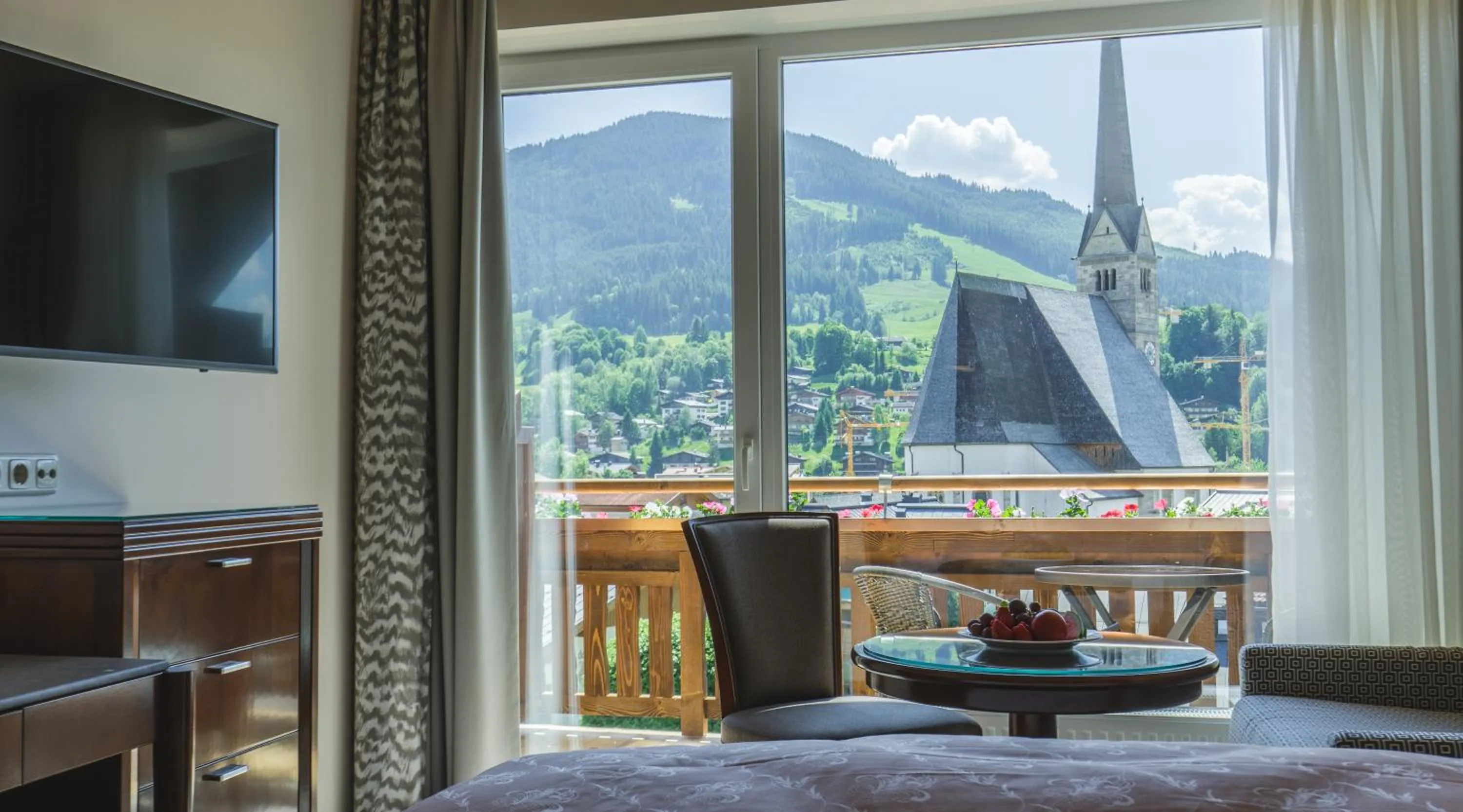 Mountain view in Hotel Niederreiter