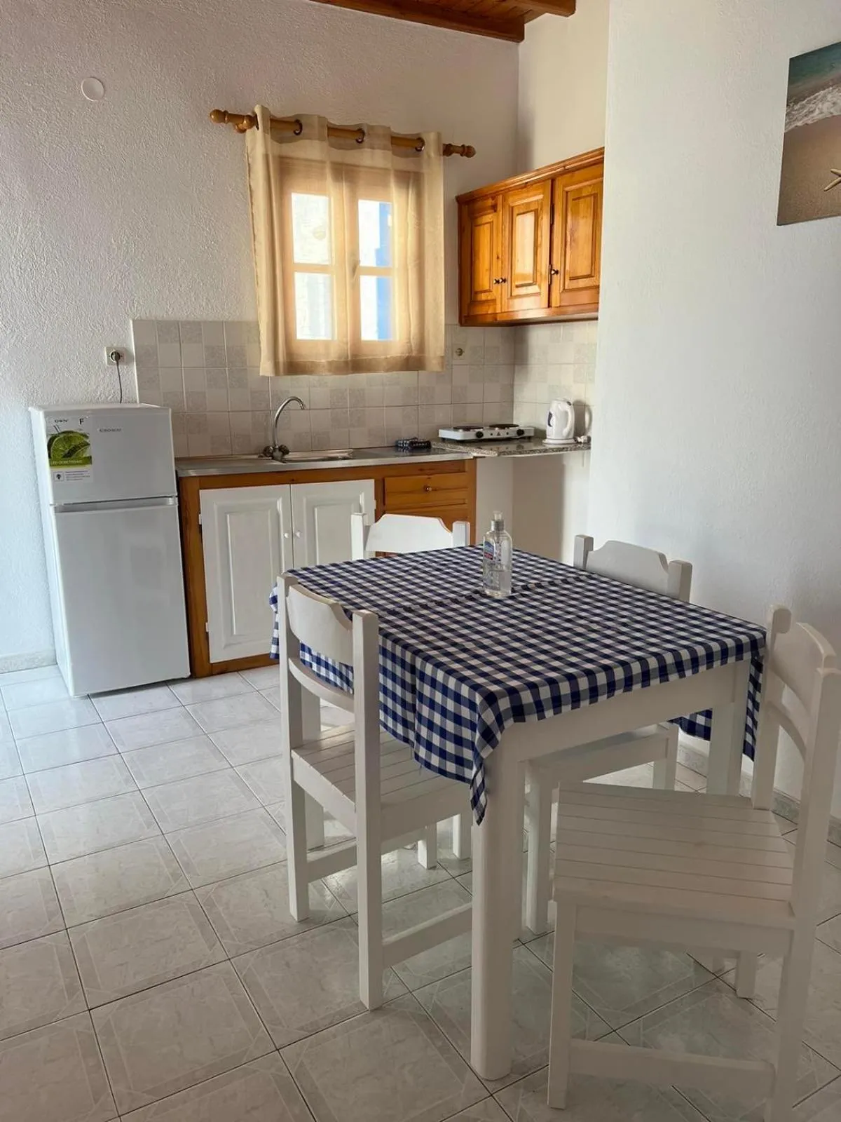 Anemos Hotel & Apartments