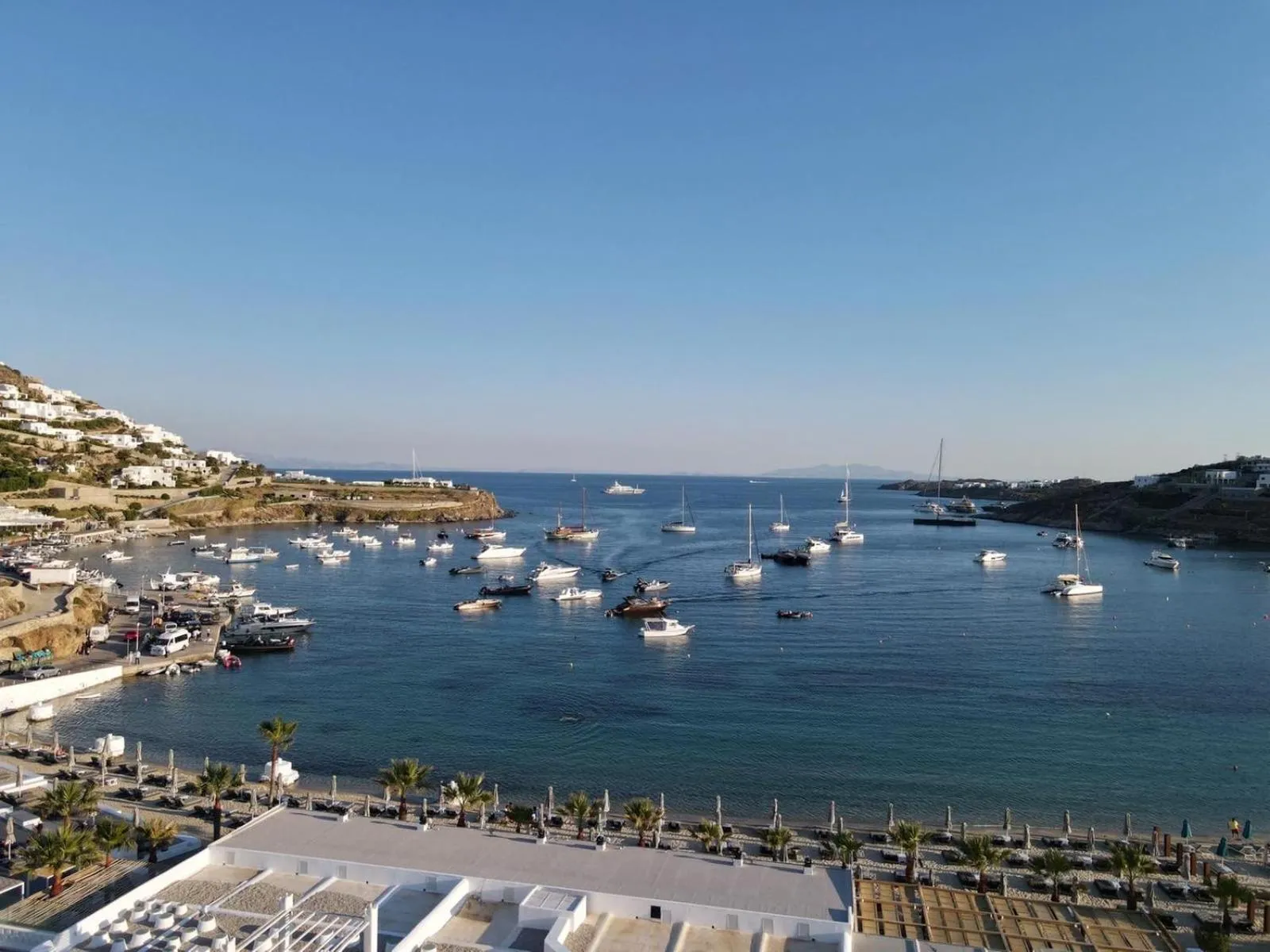 Anemos Hotel & Apartments