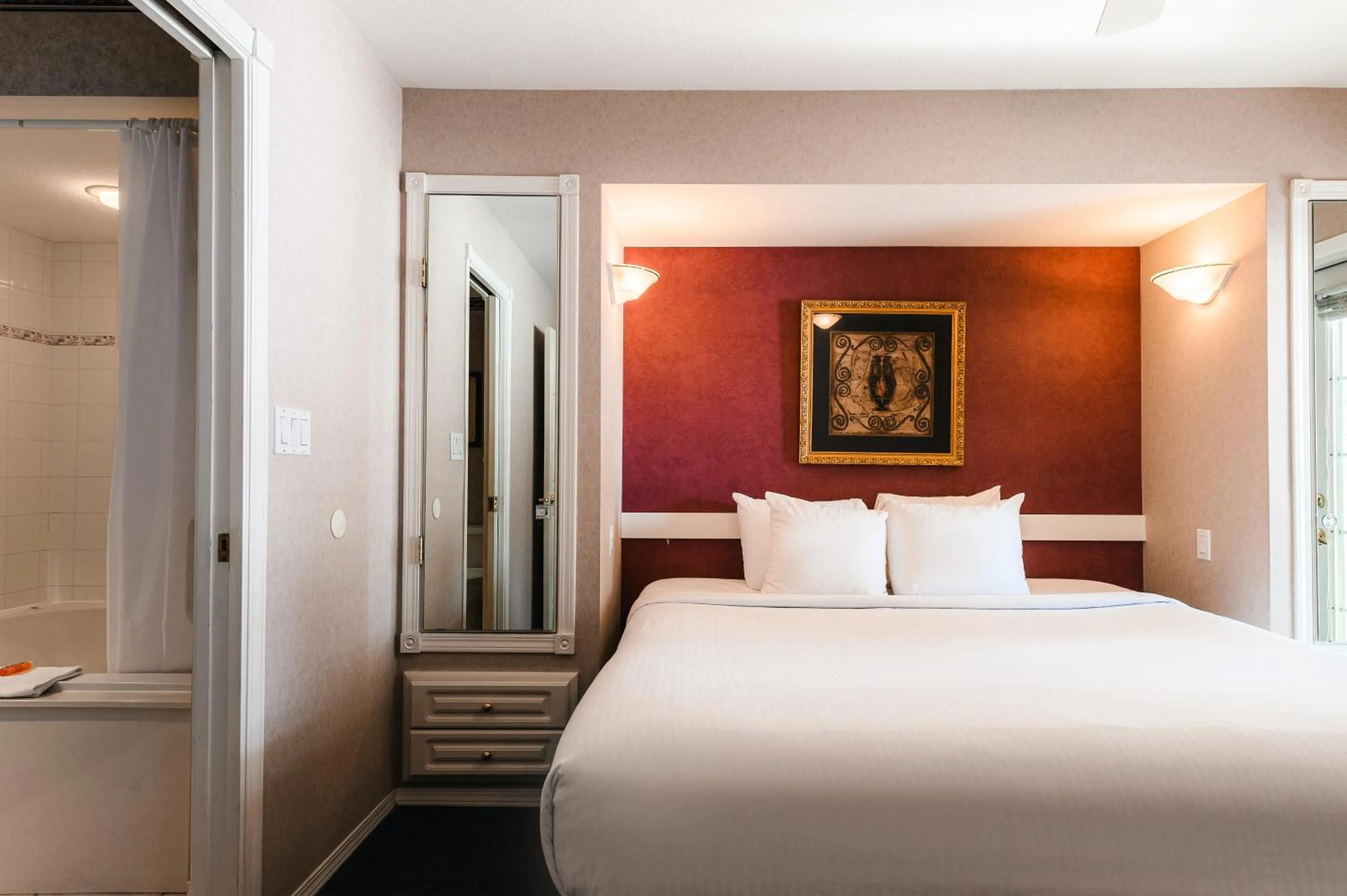 Bed in Mountain View Resort and Suites at Fairmont Hot Springs