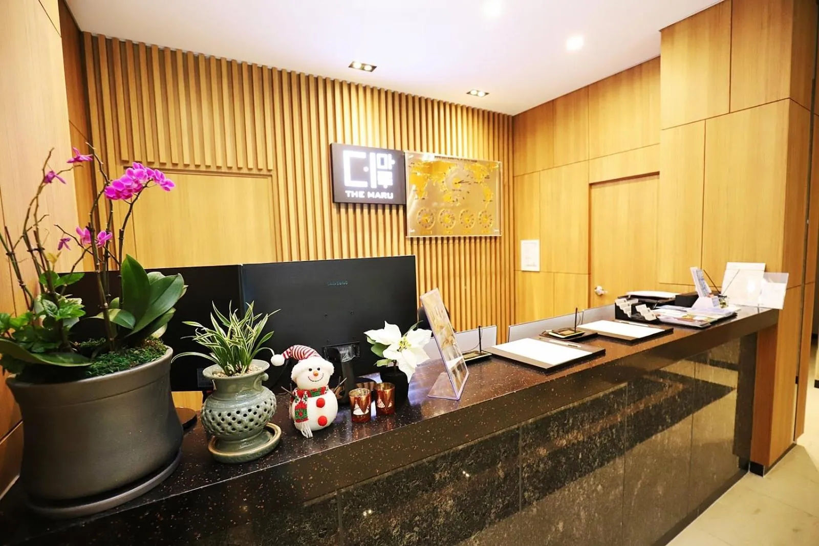 Lobby or reception in Hotel the maru