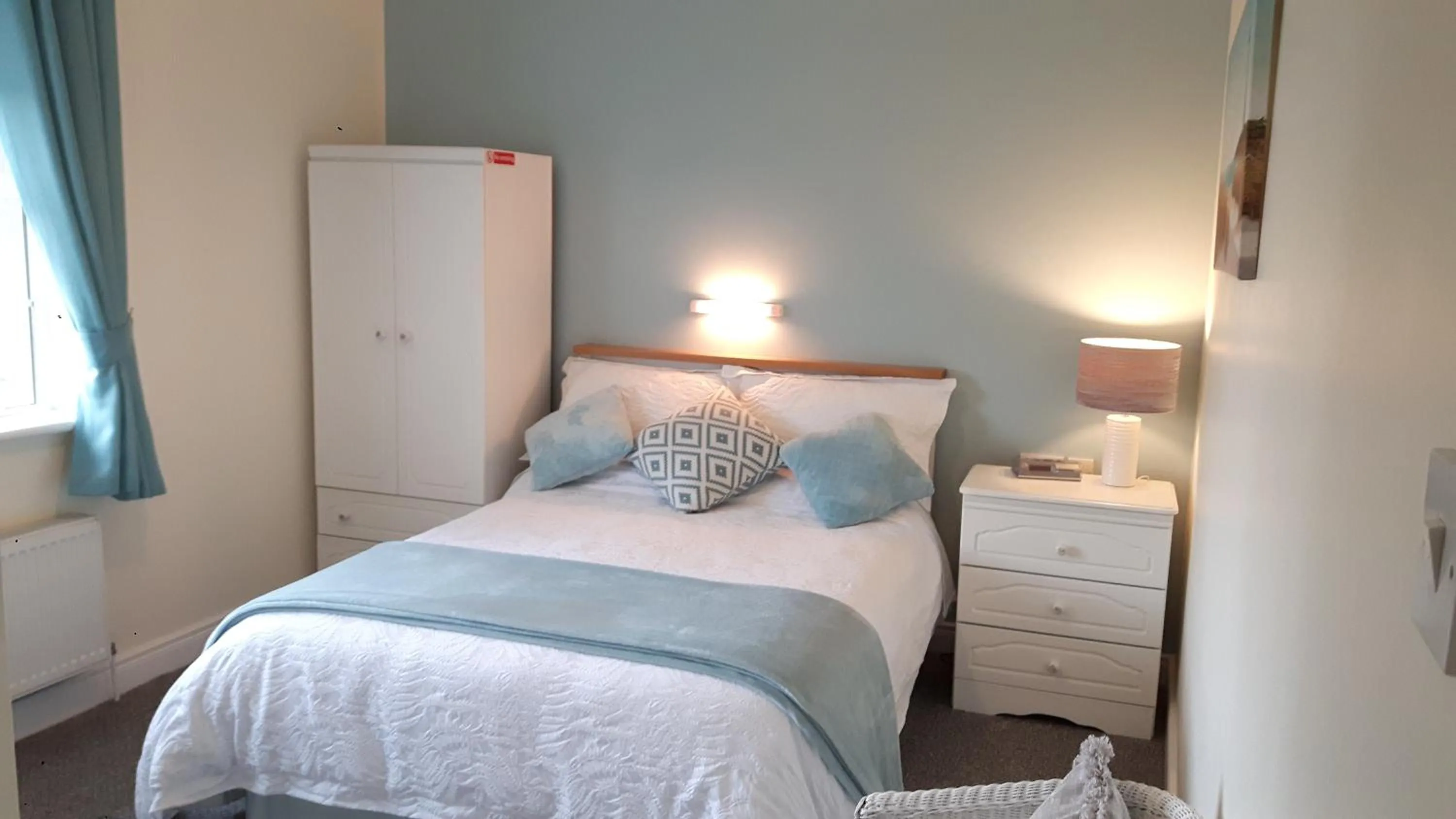 Bed in Shannonside House N37HF67