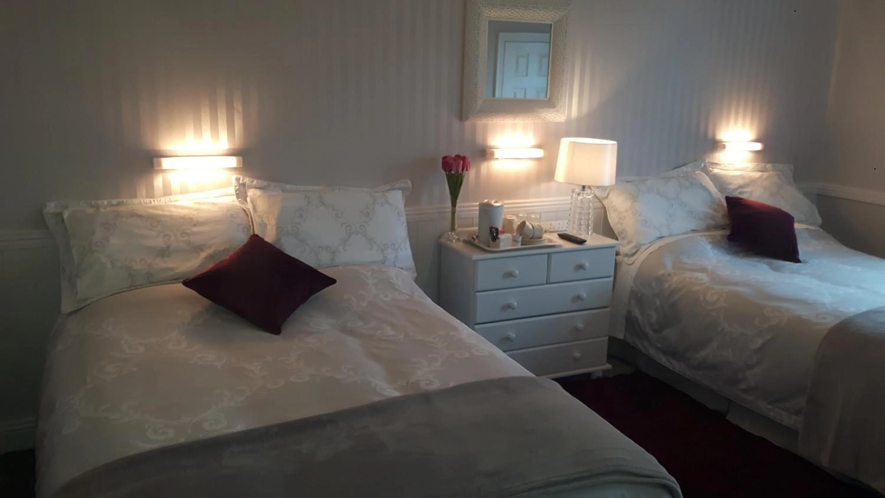 Bed in Shannonside House N37HF67