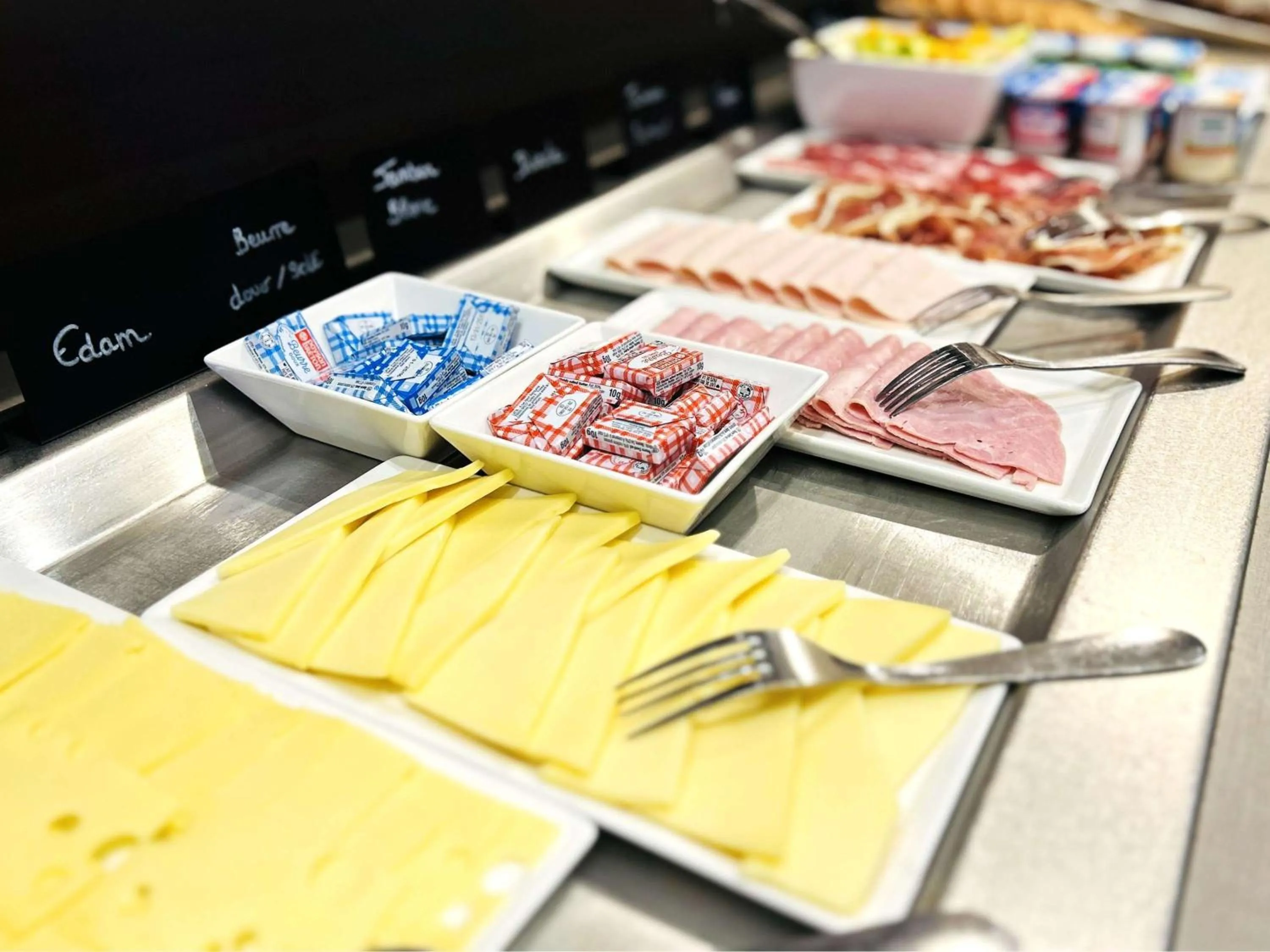 Property building in ibis Styles Rouen Nord-Barentin