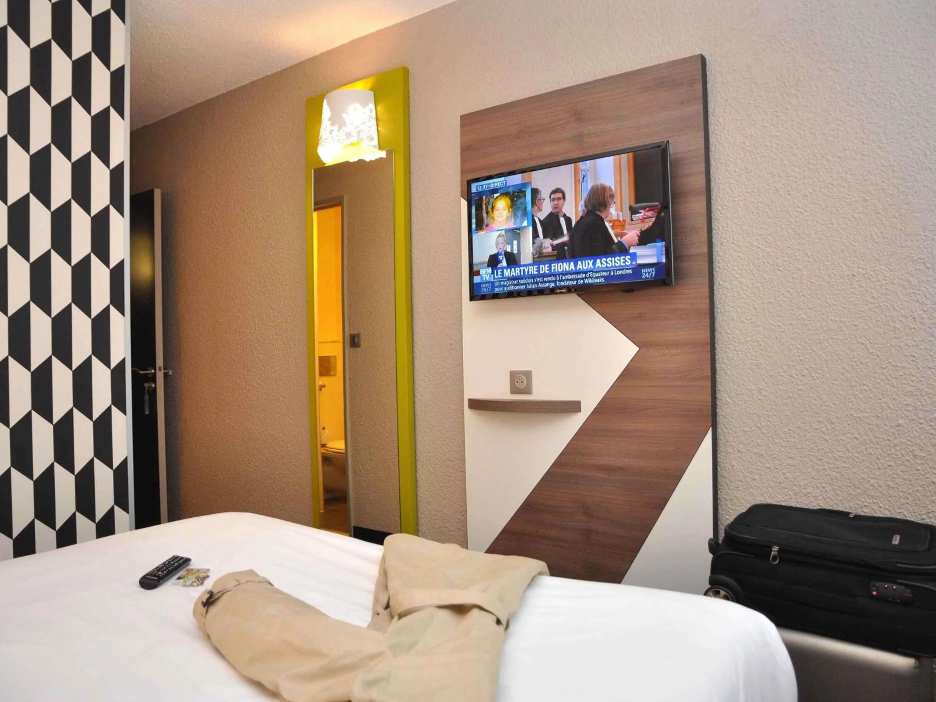 Bedroom, Bed in ibis Styles Rouen Nord-Barentin