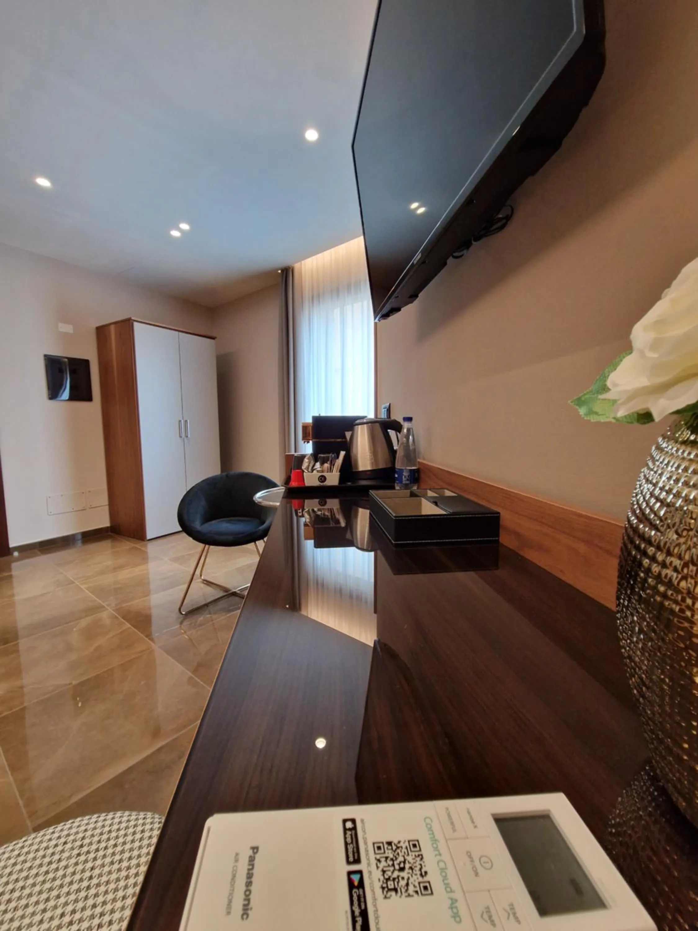 hair dresser in Beatus Suites And Rooms B&B