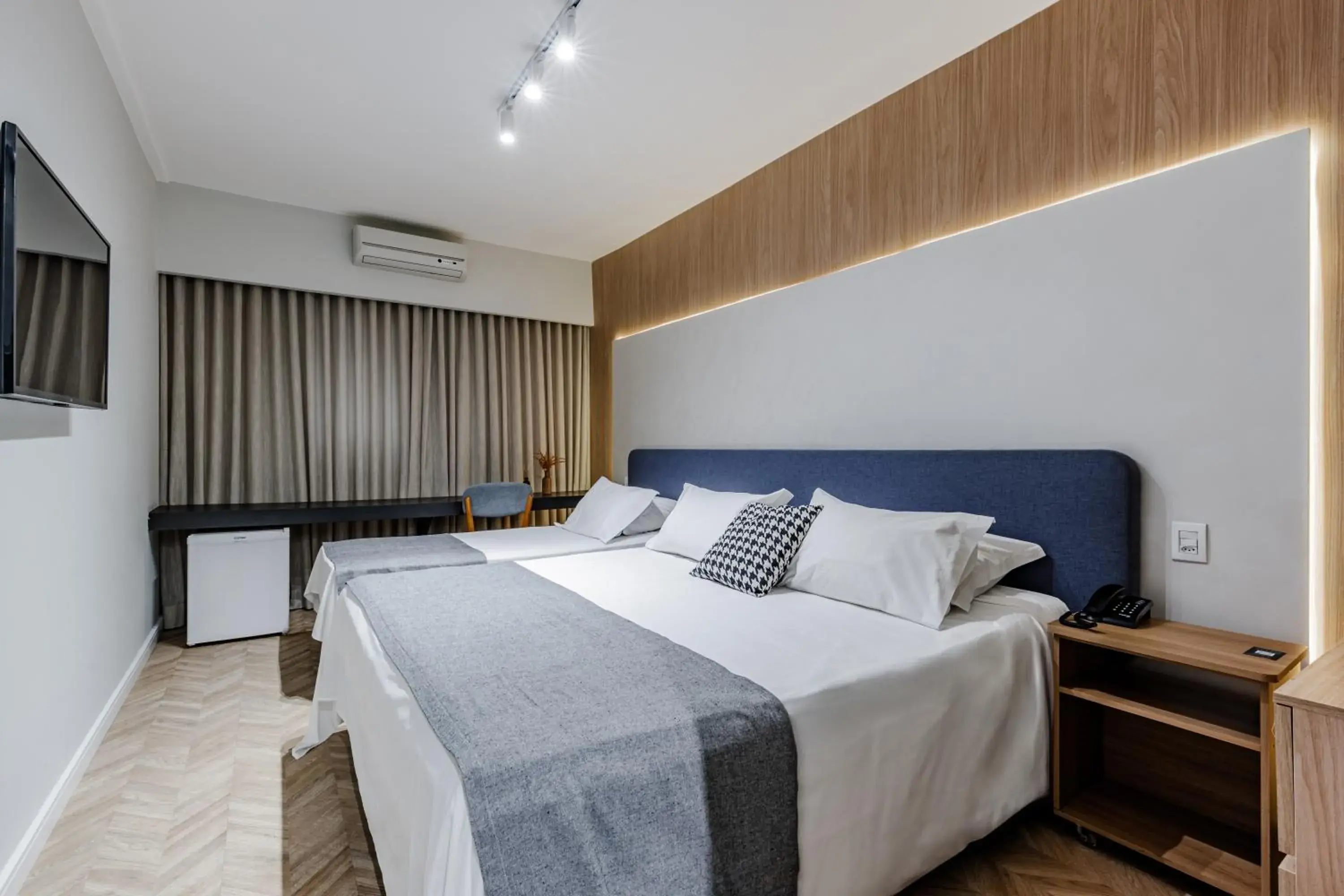 Superior Triple Room - single occupancy in Hotel Parati Minas Superior Triple Room - single occupancy in Hotel Parati Minas