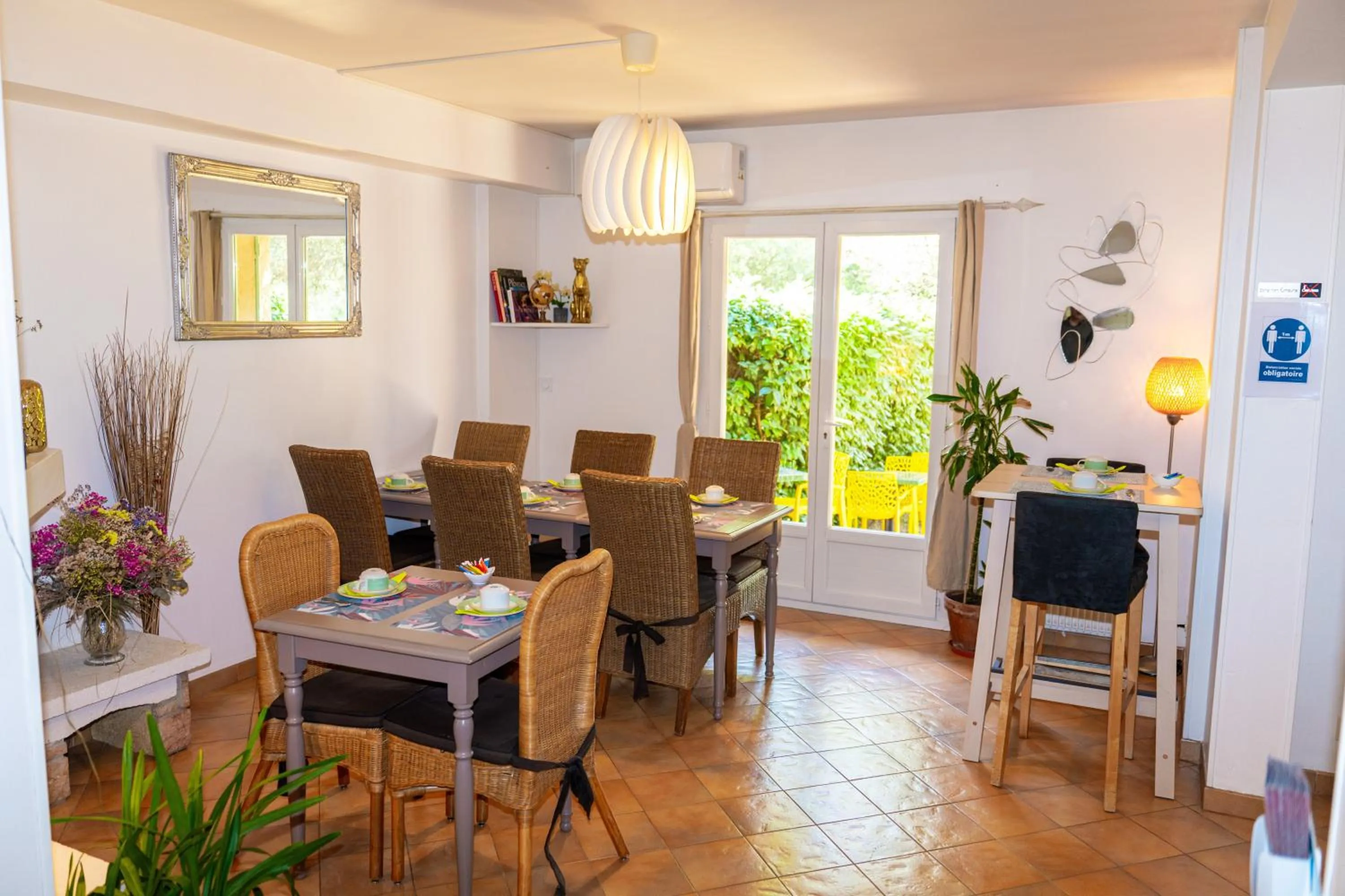 Breakfast in Hotel Les Oliviers