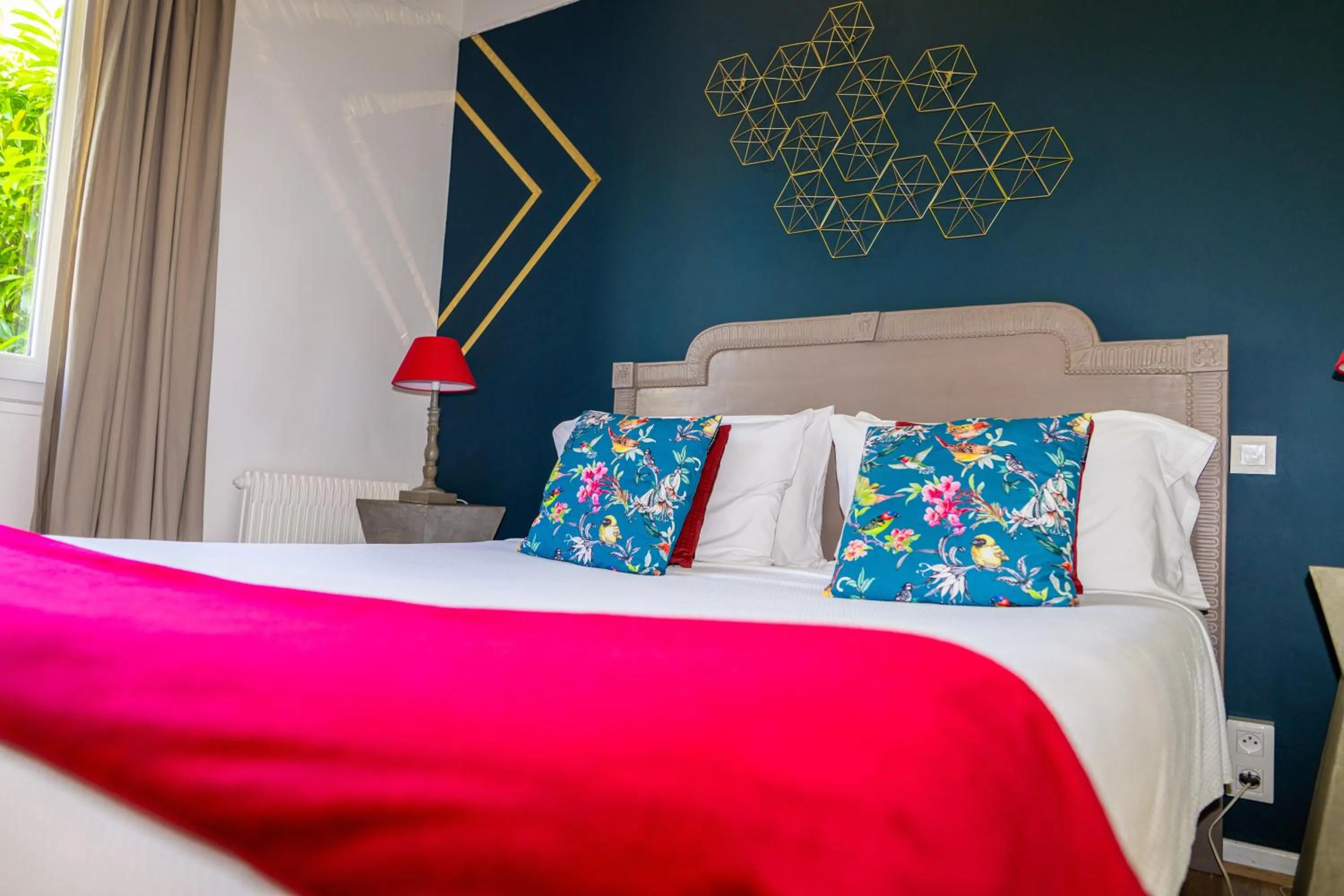 Bedroom, Bed in Hotel Les Oliviers