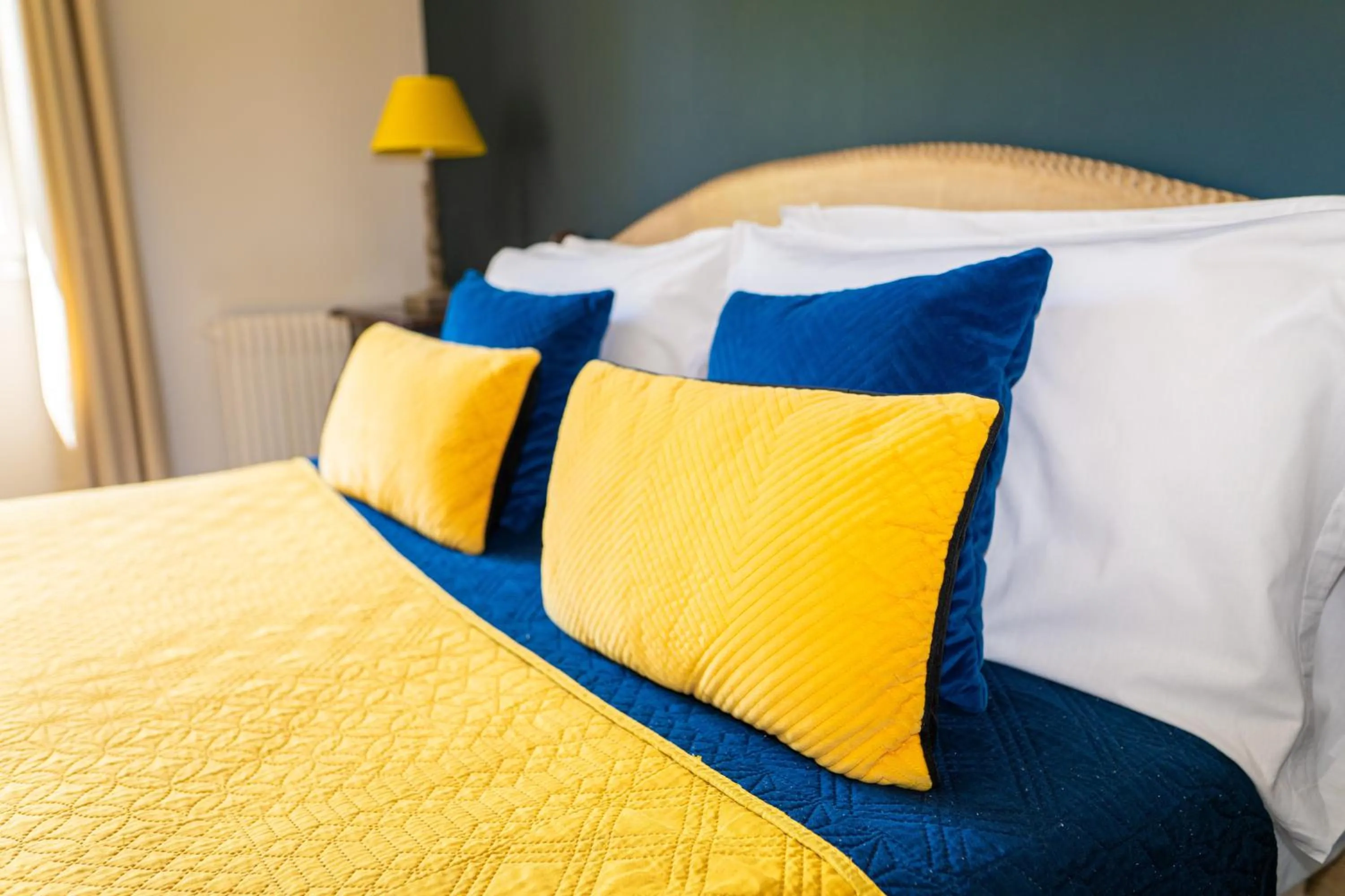 Bedroom, Bed in Hotel Les Oliviers