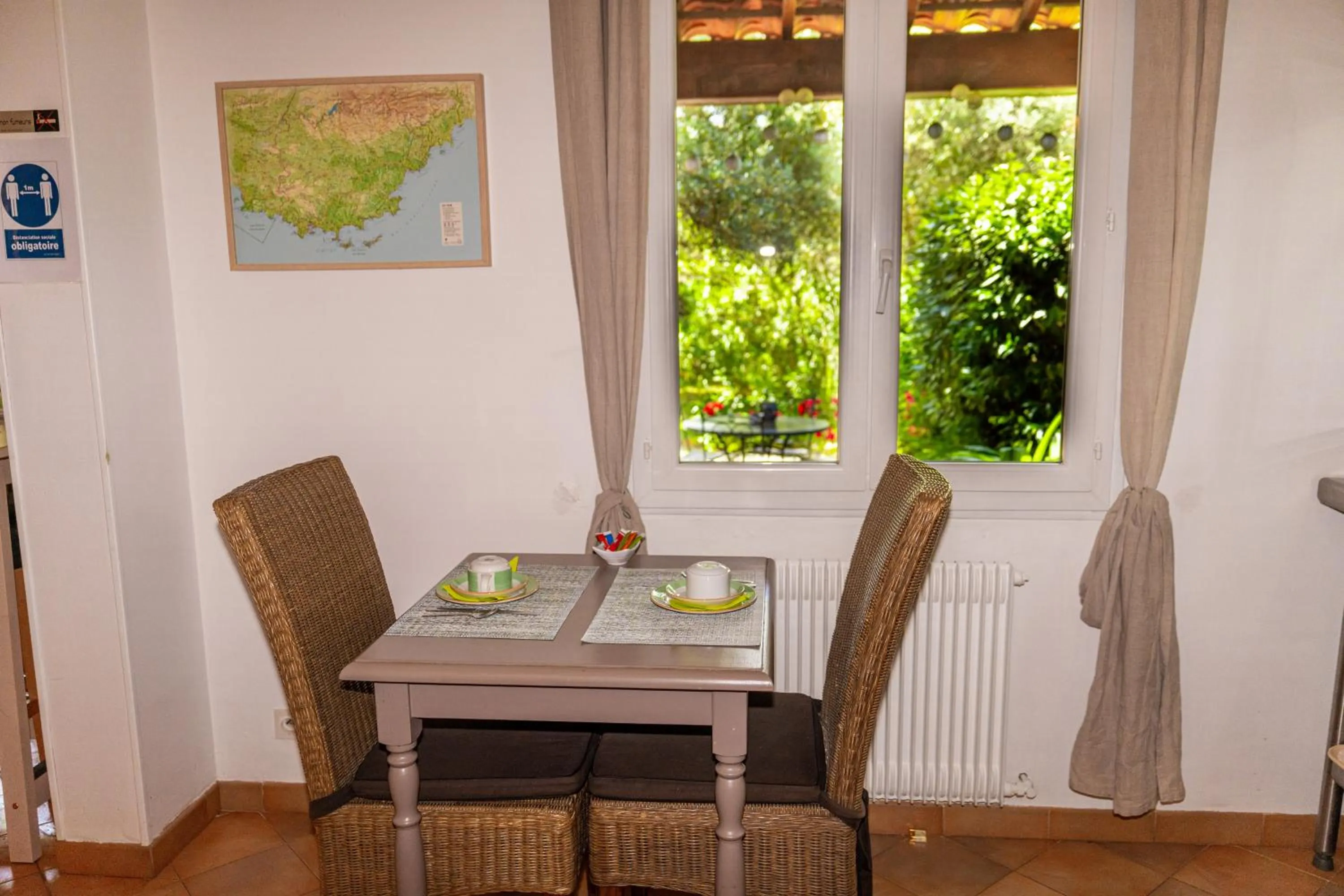 Breakfast in Hotel Les Oliviers