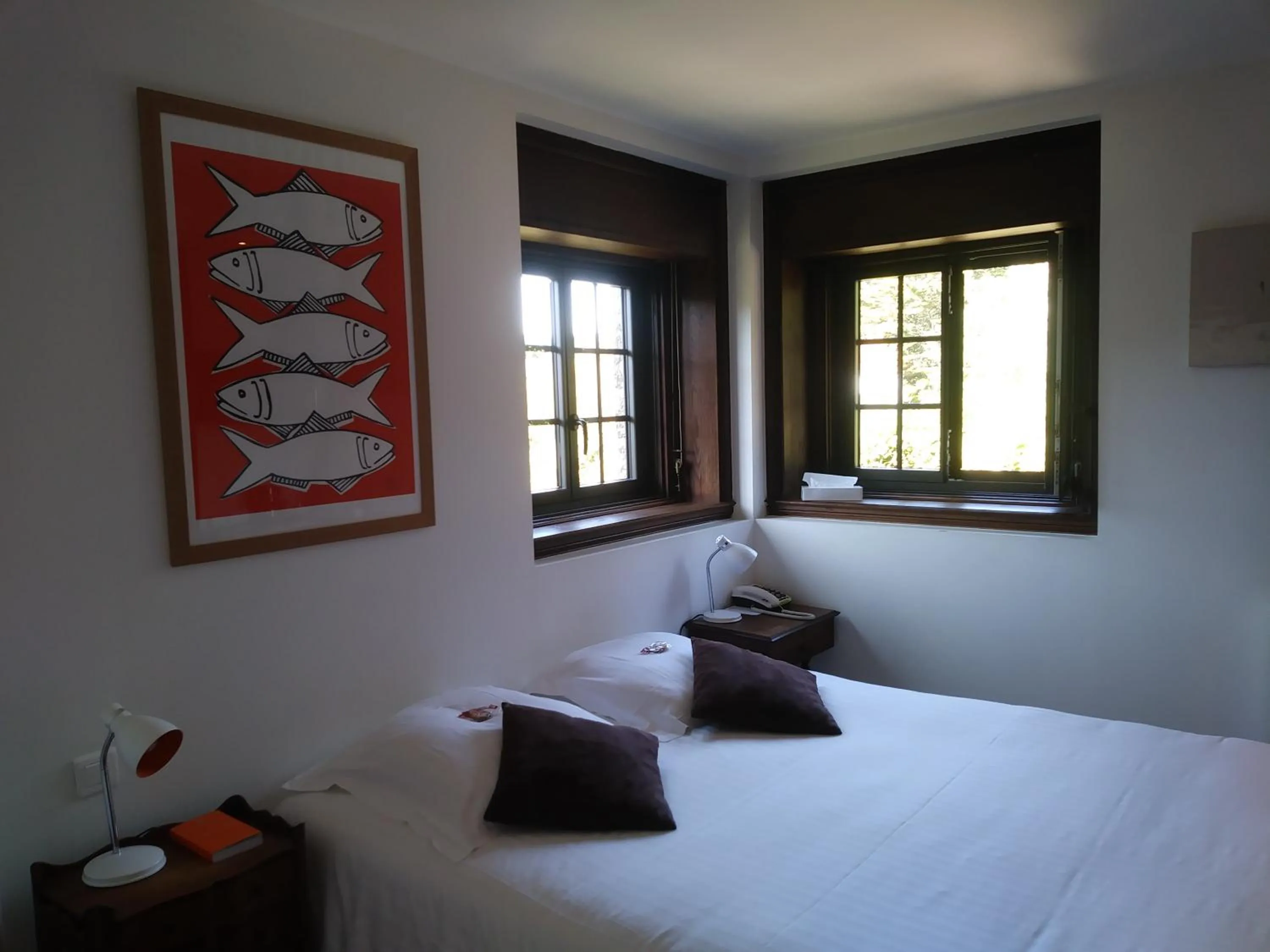 Photo of the whole room, Bed in Manoir Dalmore