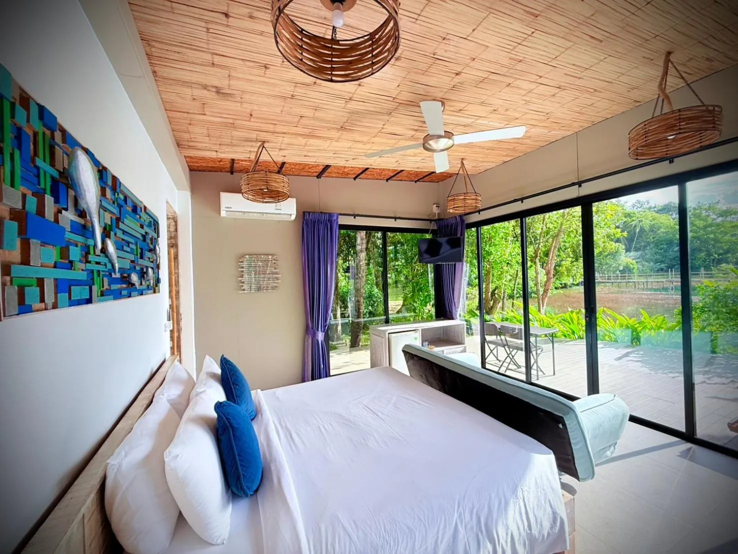 Bed in Awana Villa Resort Yaonoi - SHA Extra Plus