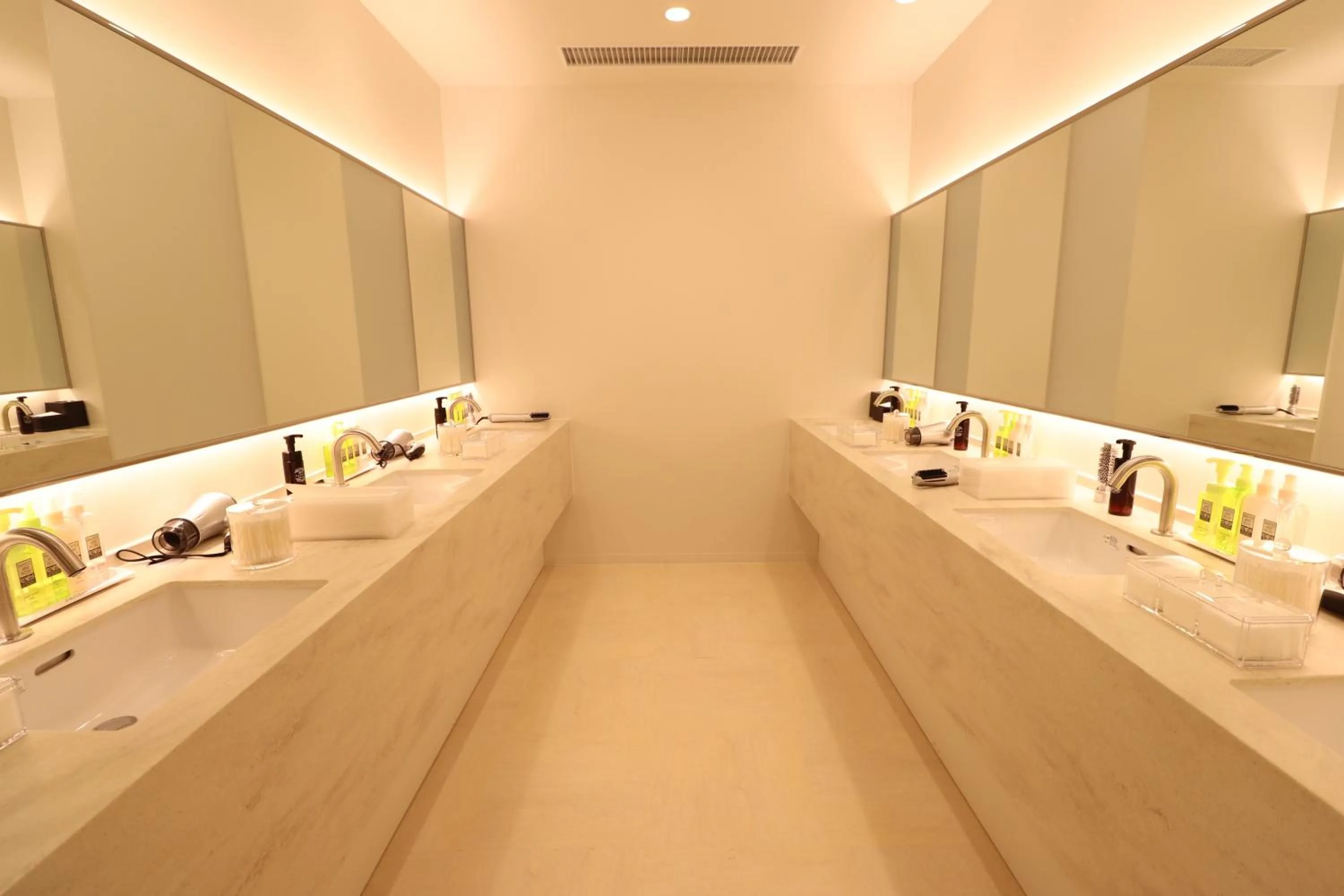 Other in LEO YU Capsule Hotel Nishifunabashi