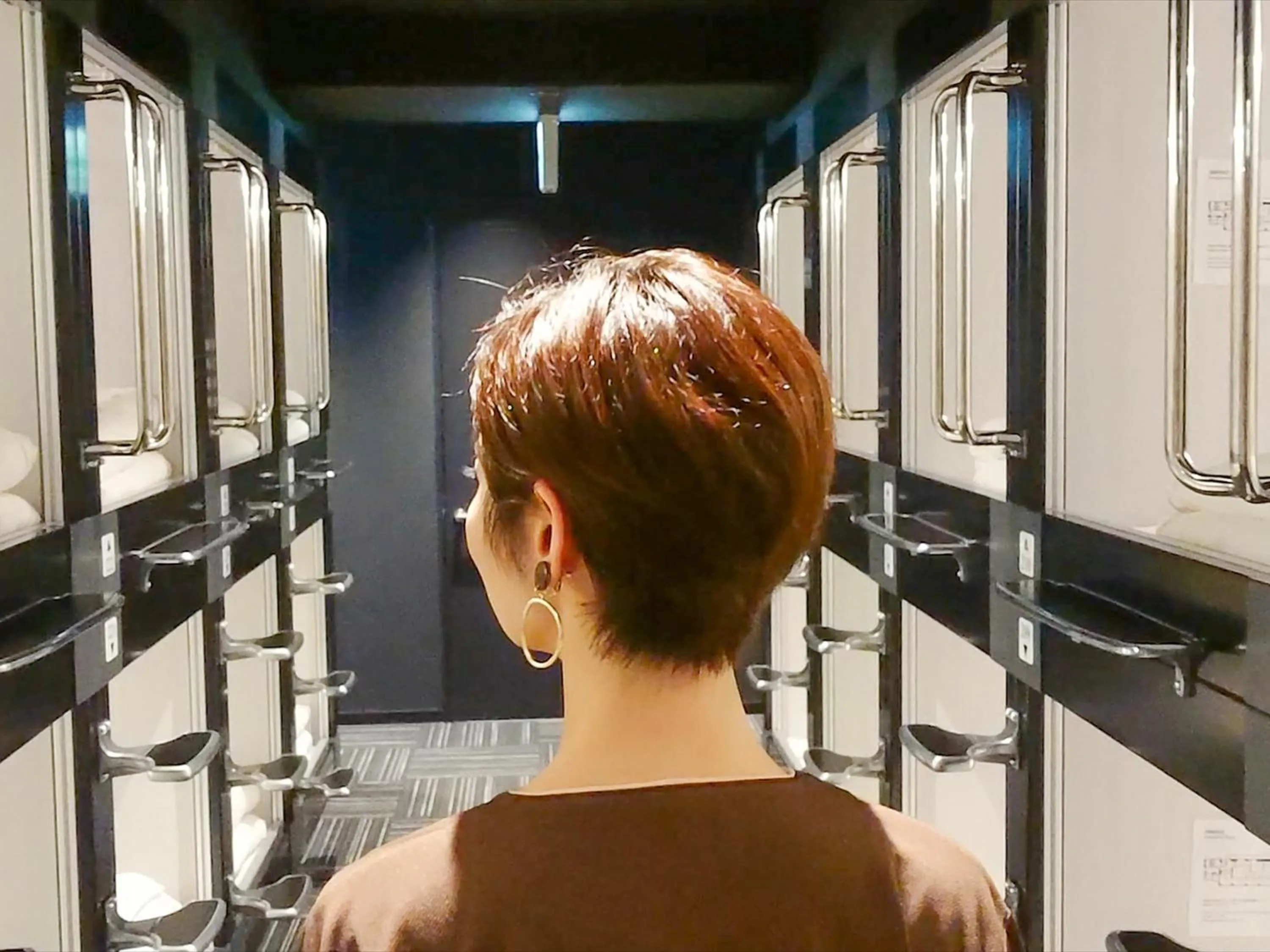 People in LEO YU Capsule Hotel Nishifunabashi