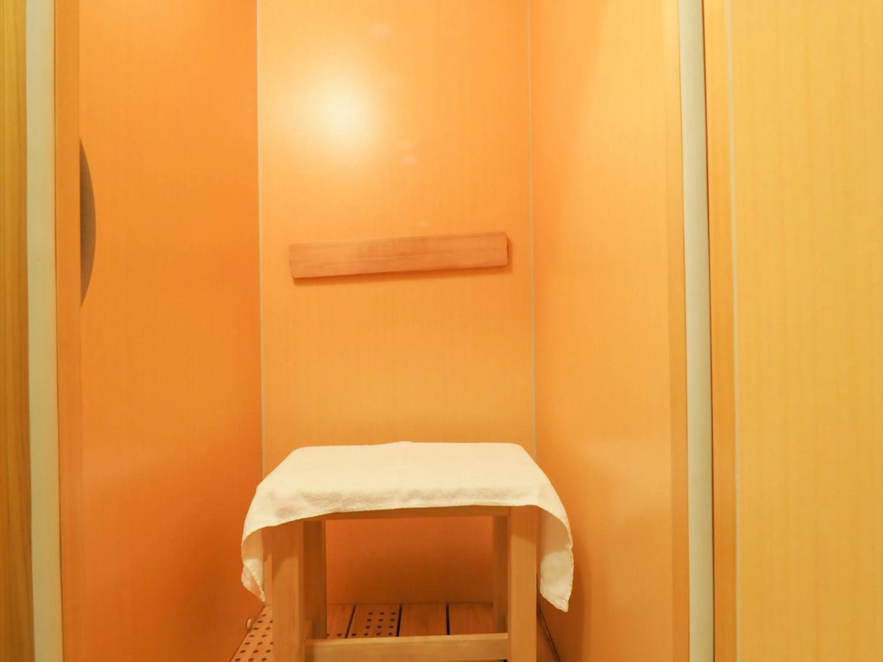 Sauna in LEO YU Capsule Hotel Nishifunabashi